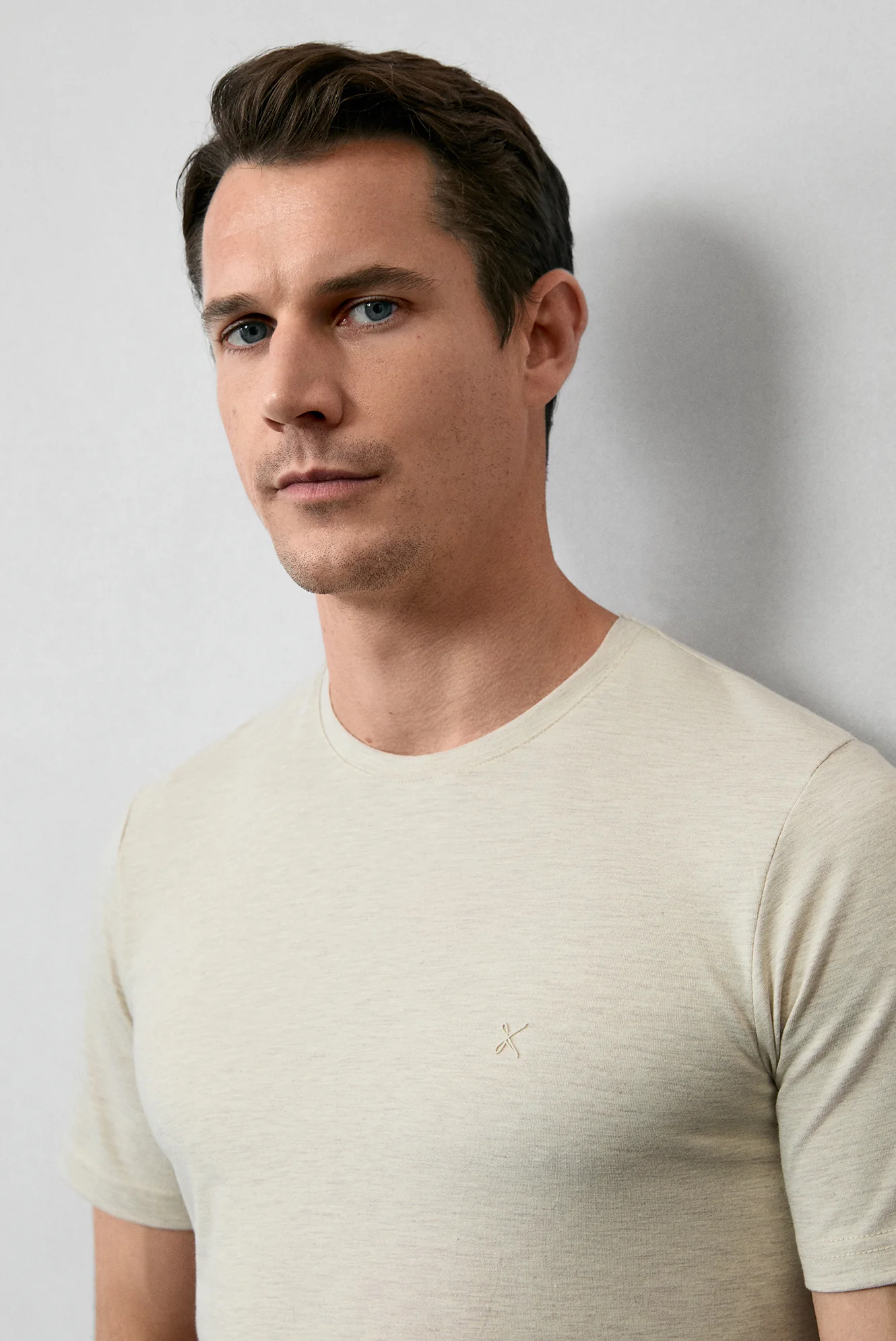 Açık Bej Melanj Bisiklet Yaka Slim Fit Süprem Pamuklu Basic Tişört - Image 3
