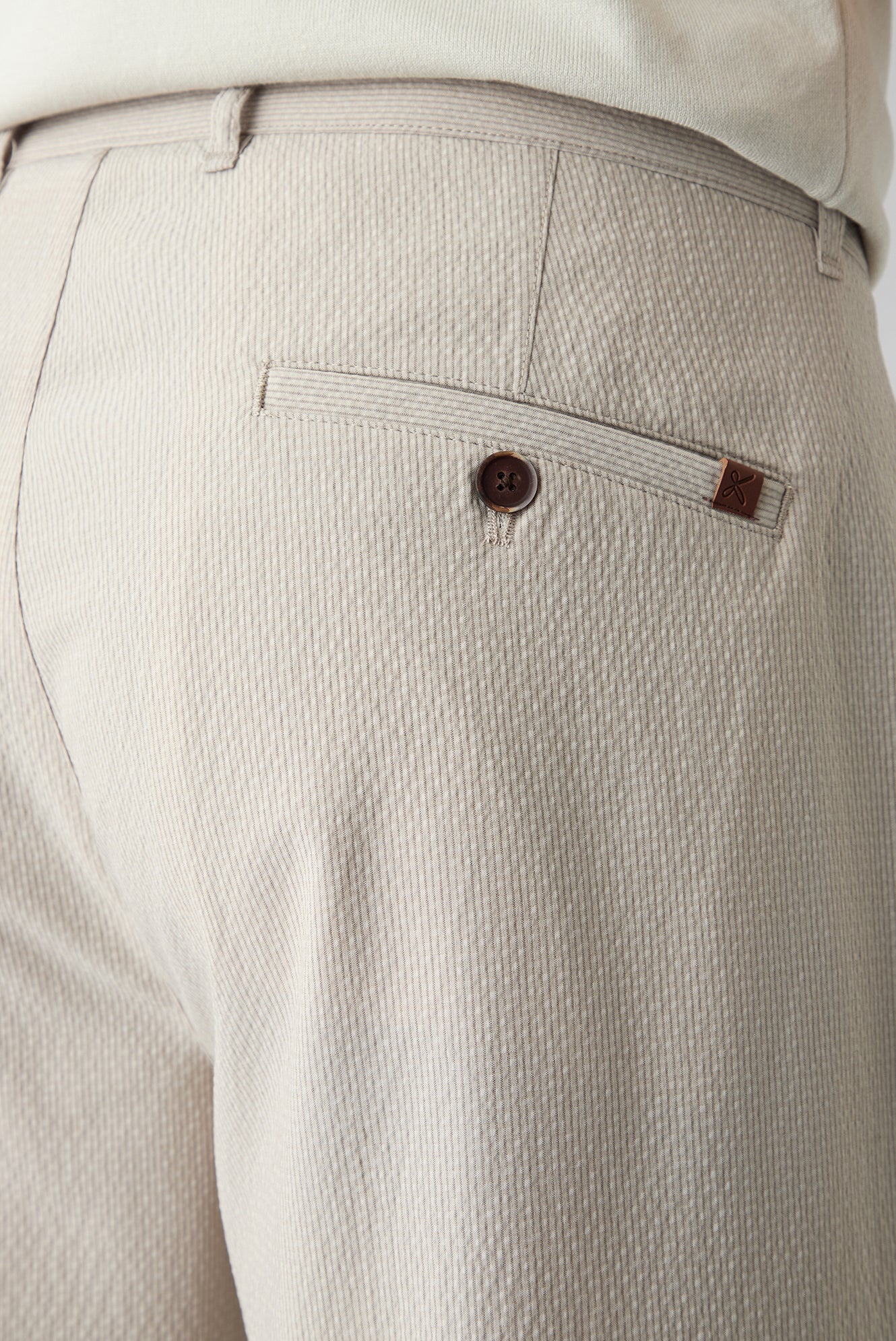 Açık Bej Regular Fit Standart Kesim Çizgili Gofreli Yan Cepli Likralı Pantolon - Image 4