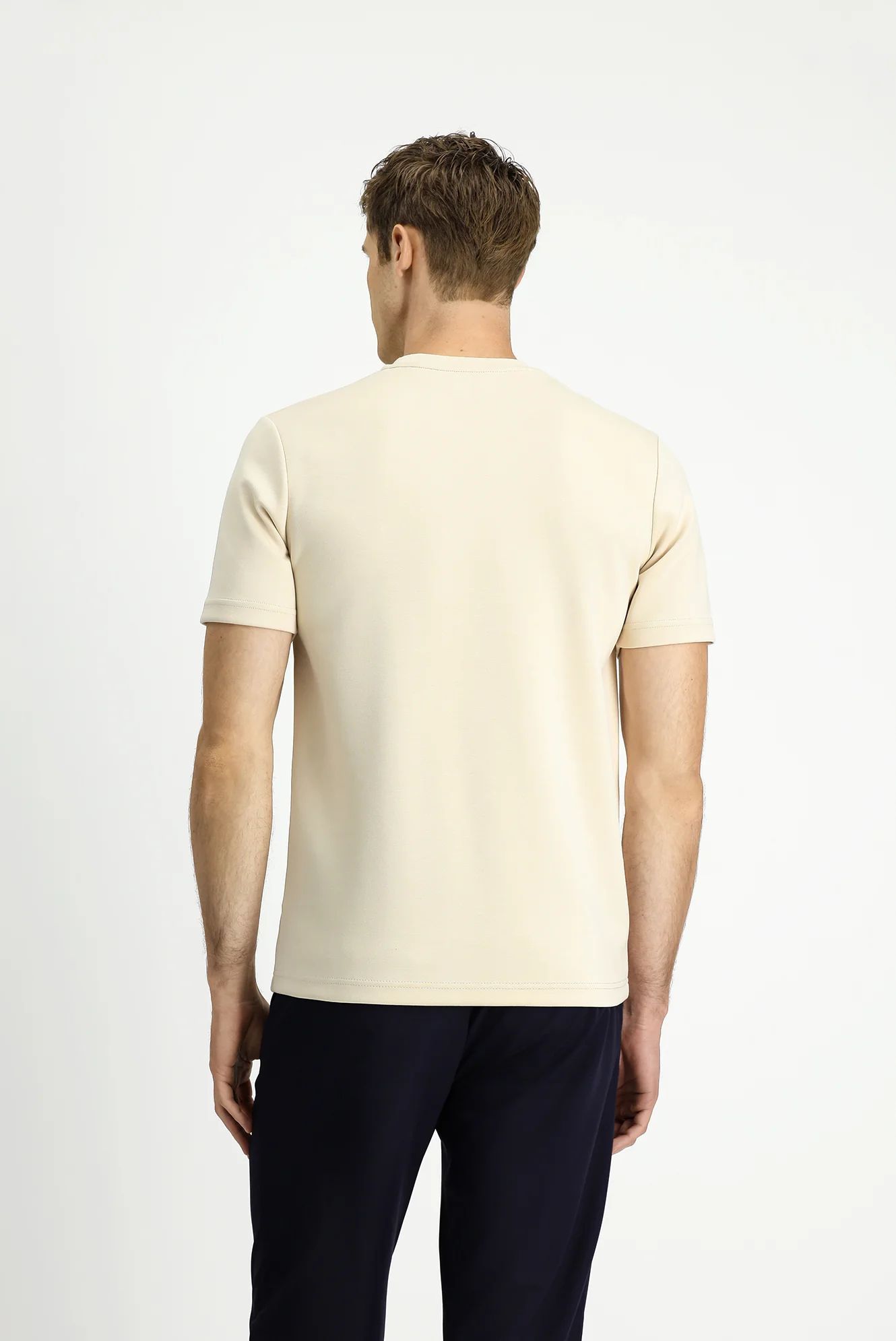 Açık Bej Bisiklet Yaka Regular Fit Baskılı Tişört - Image 4