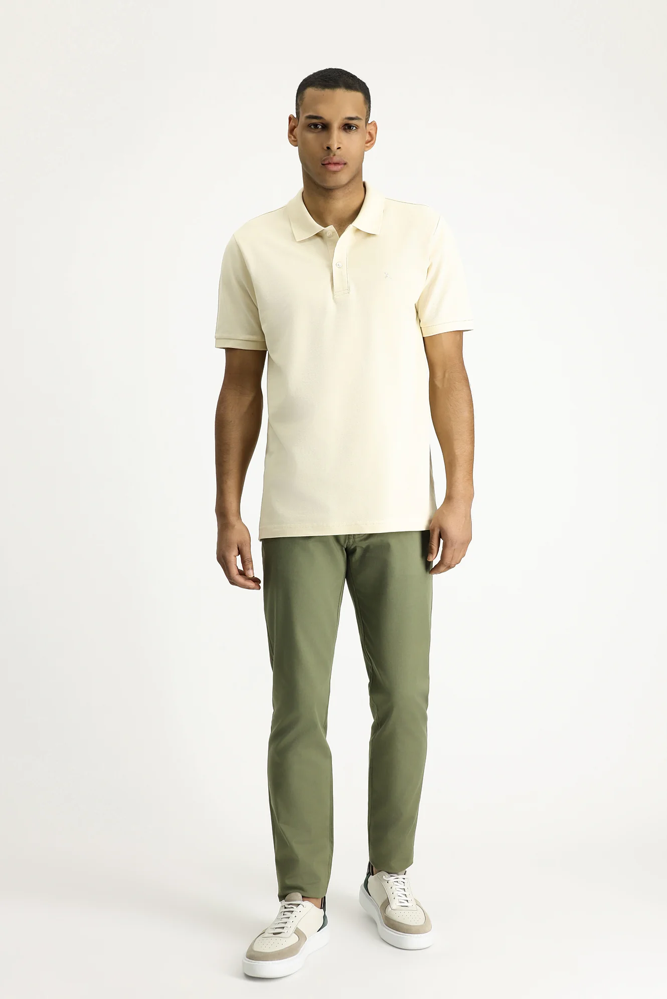 Açık Bej Polo Yaka Slim Fit Dar Kesim Nakışlı Pamuk Tişört - Image 2