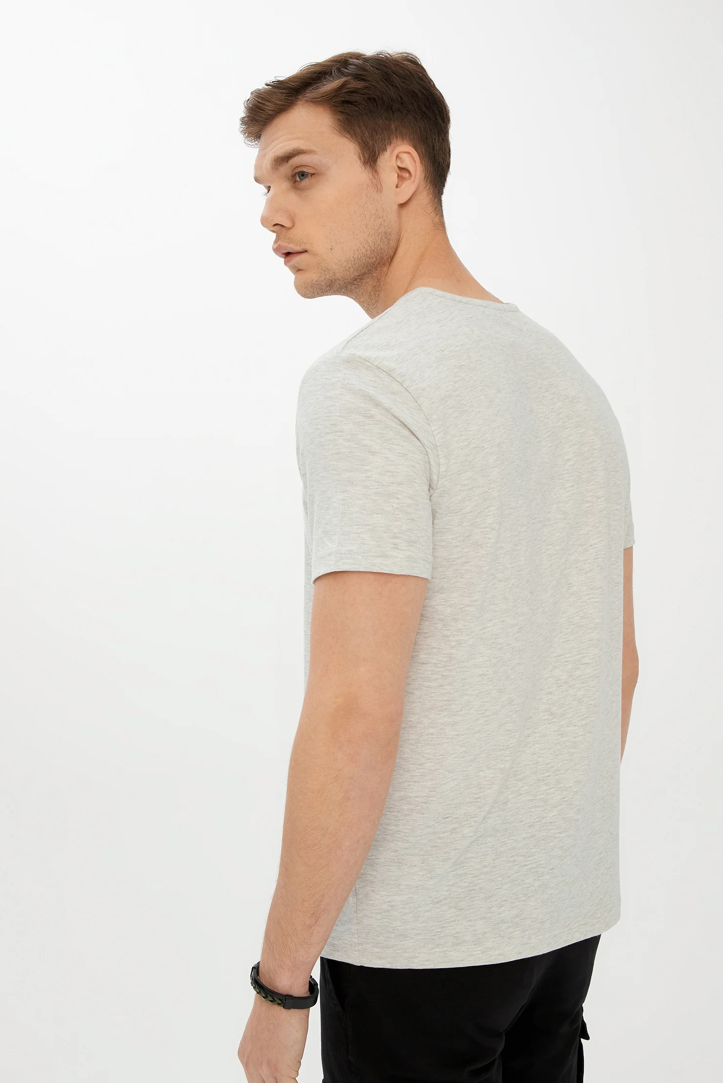 Açık Gri Melanj Bisiklet Yaka Slim Fit Dar Kesim Tişört - Image 3