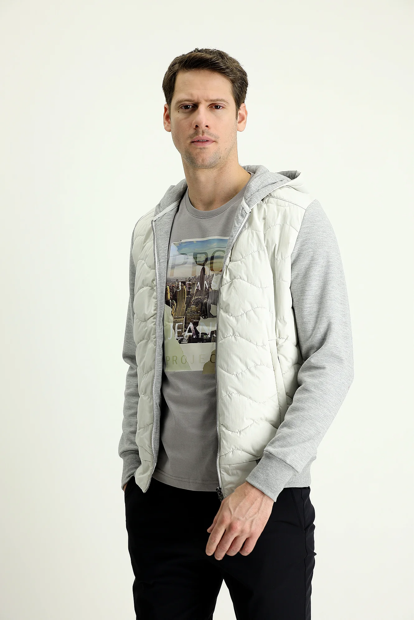 Açık Gri Mevsimlik Slim Fit Dar Kesim Kapüşonlu Kapitone Spor Mont - Image 2