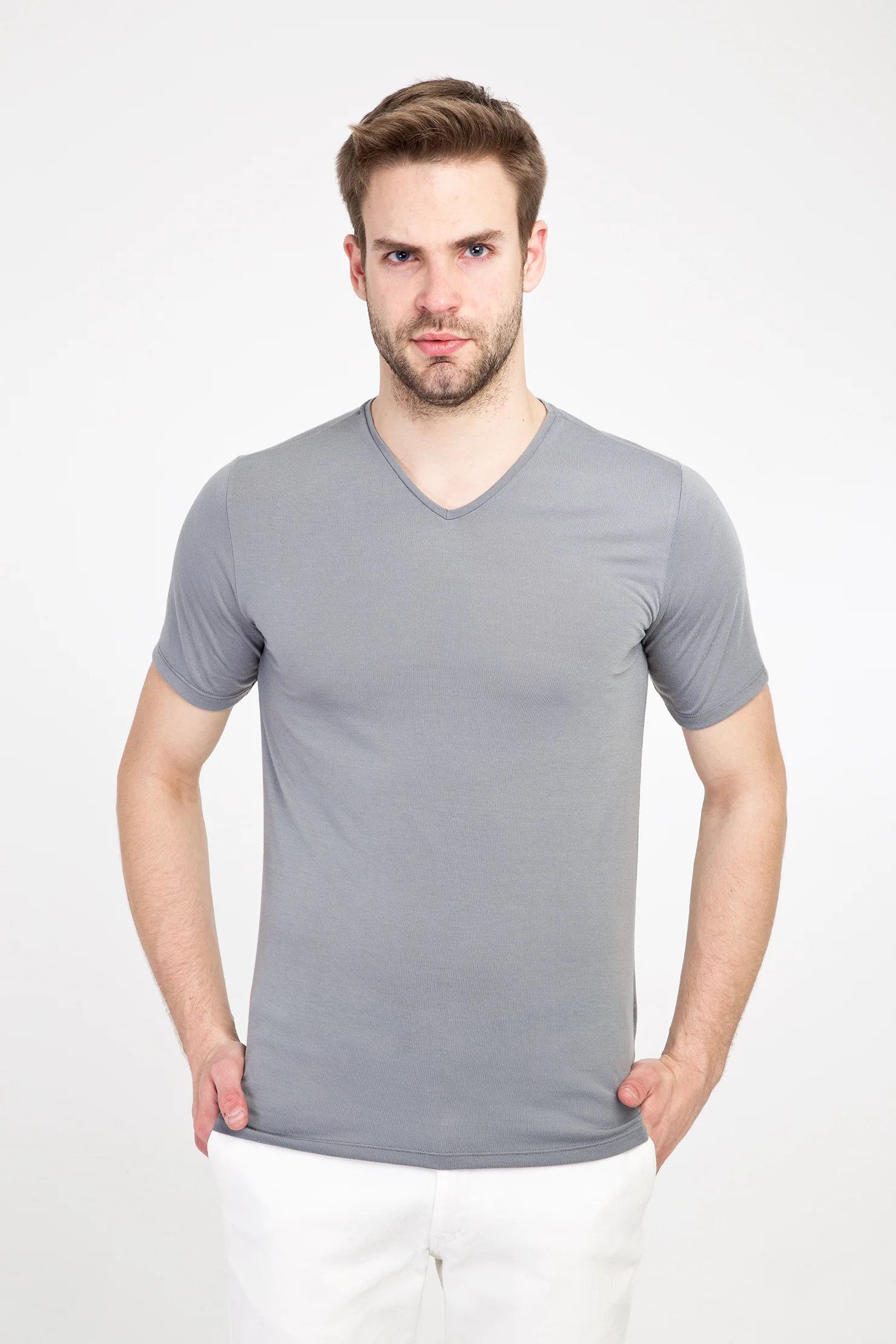 Açık Gri V Yaka Slim Fit Dar Kesim Pamuk Tişört
