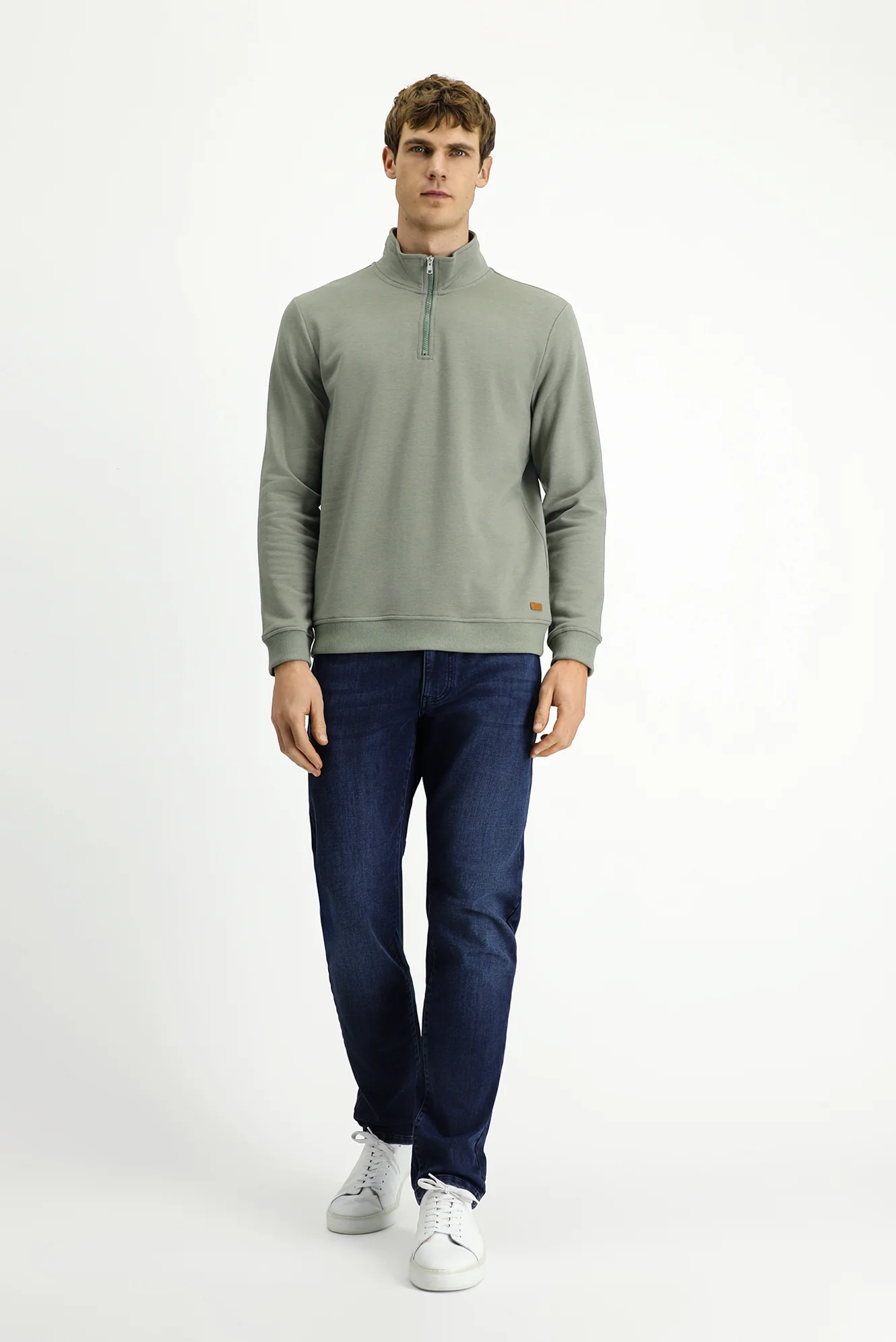Açık Haki Yarım Balıkçı Yaka Yaka Regular Fit Fermuarlı Pamuklu Sweatshirt - Image 2