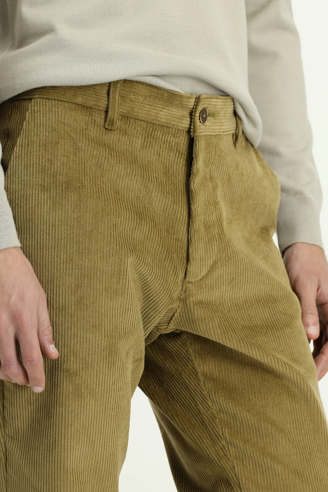 Açık Haki Relaxed Fit Rahat Kesim Likralı Kadife Pantolon - Image 5