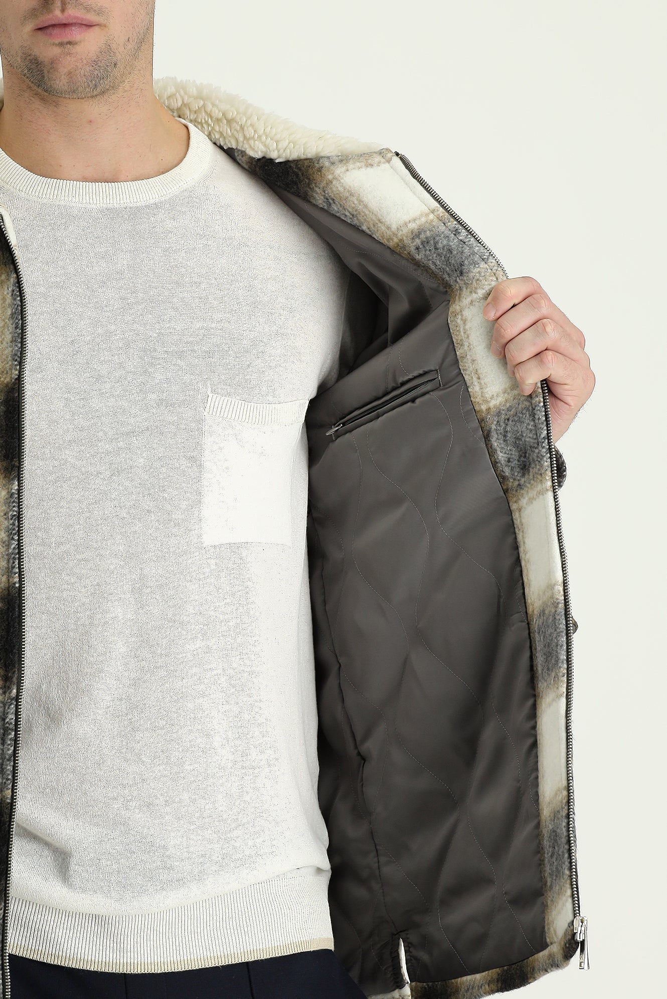 Açık Kahve Kürk Yaka Slim Fit Dar Kesim Ekose Spor Yünlü Mont - Image 4