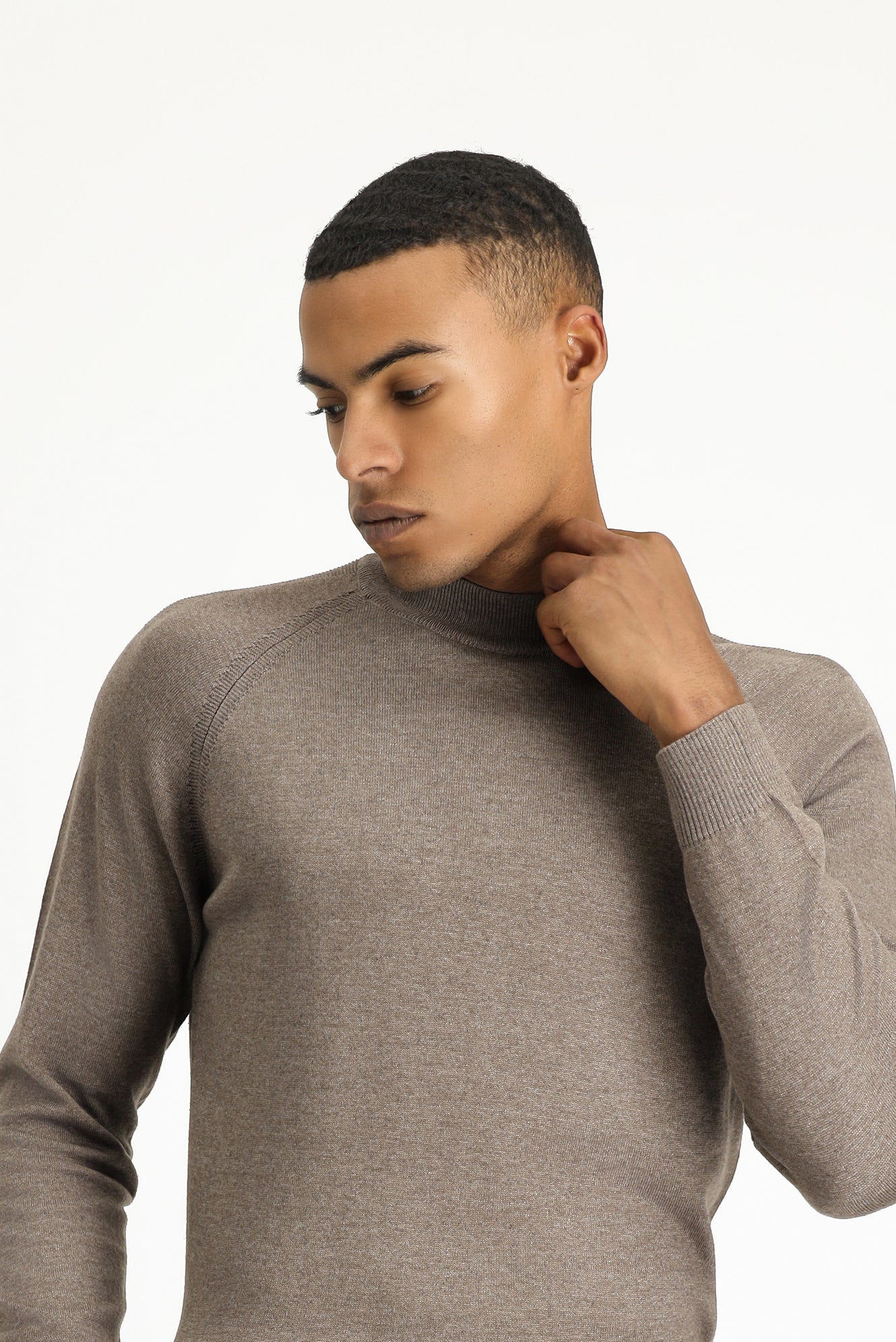 Açık Kahve Melanj Yarım Balıkçı Yaka Slim Fit Dar Kesim Pamuklu Triko Kazak - Image 3