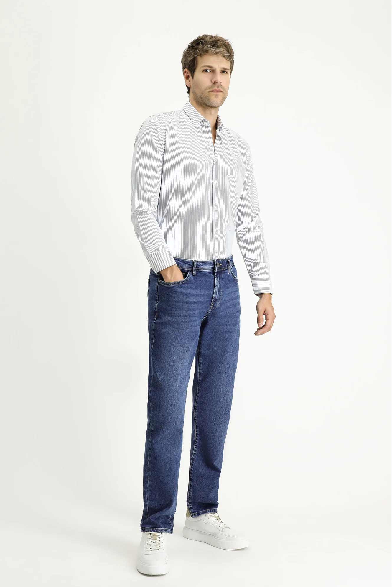 Açık Lacivert Uzun Kol Slim Fit Dar Kesim Çizgili Pamuklu Kolay Ütülenebilir Gömlek - Image 2