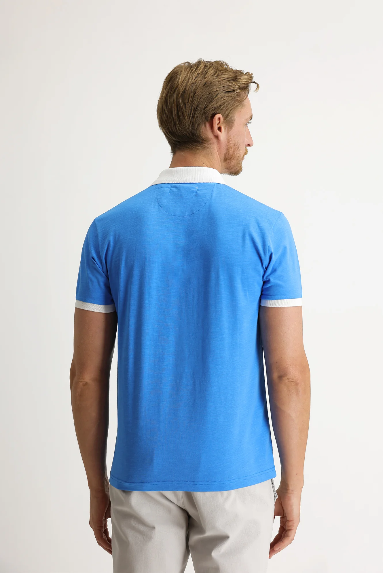 Açık Mavi Polo Yaka Slim Fit Dar Kesim Desenli Tişört - Image 4