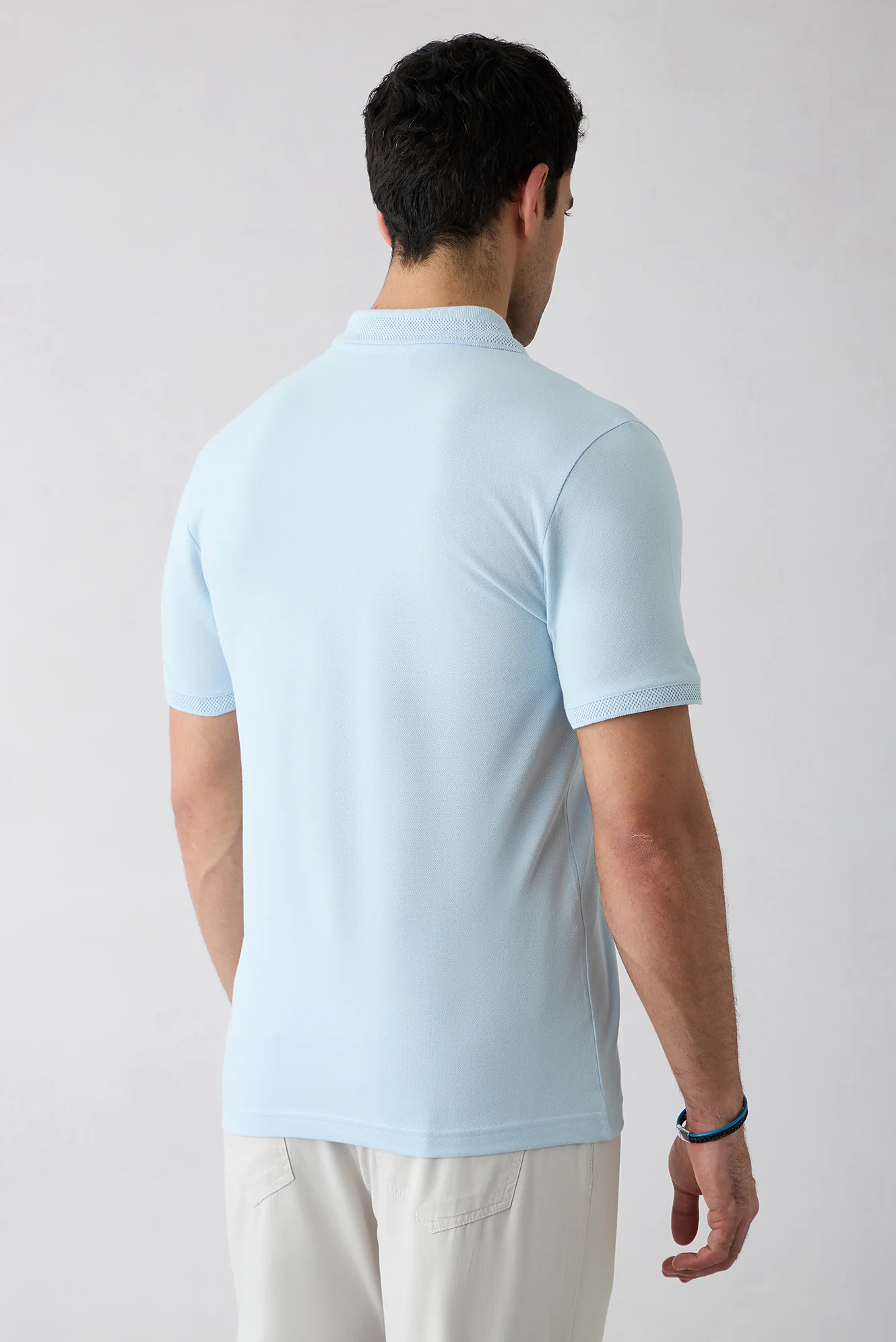 Açık Mavi Kıvrılmaz Polo Yaka Slim Fit Dar Kesim Ribana Detaylı Pamuk Tişört - Image 4