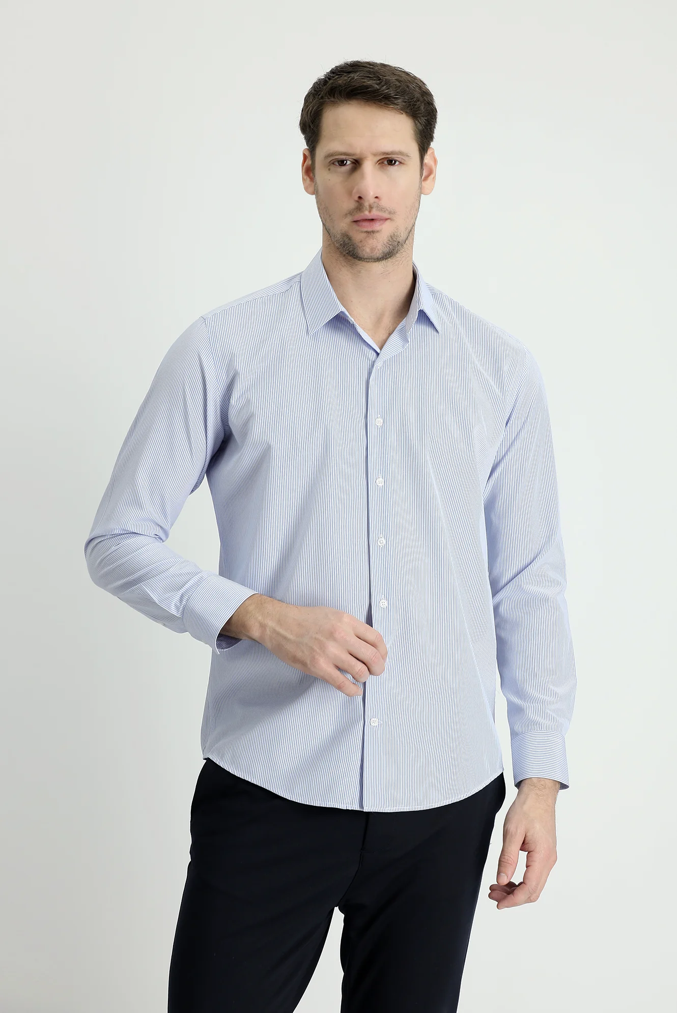 Açık Mavi Uzun Kol Slim Fit Dar Kesim Çizgili Pamuklu Kolay Ütülenebilir Gömlek