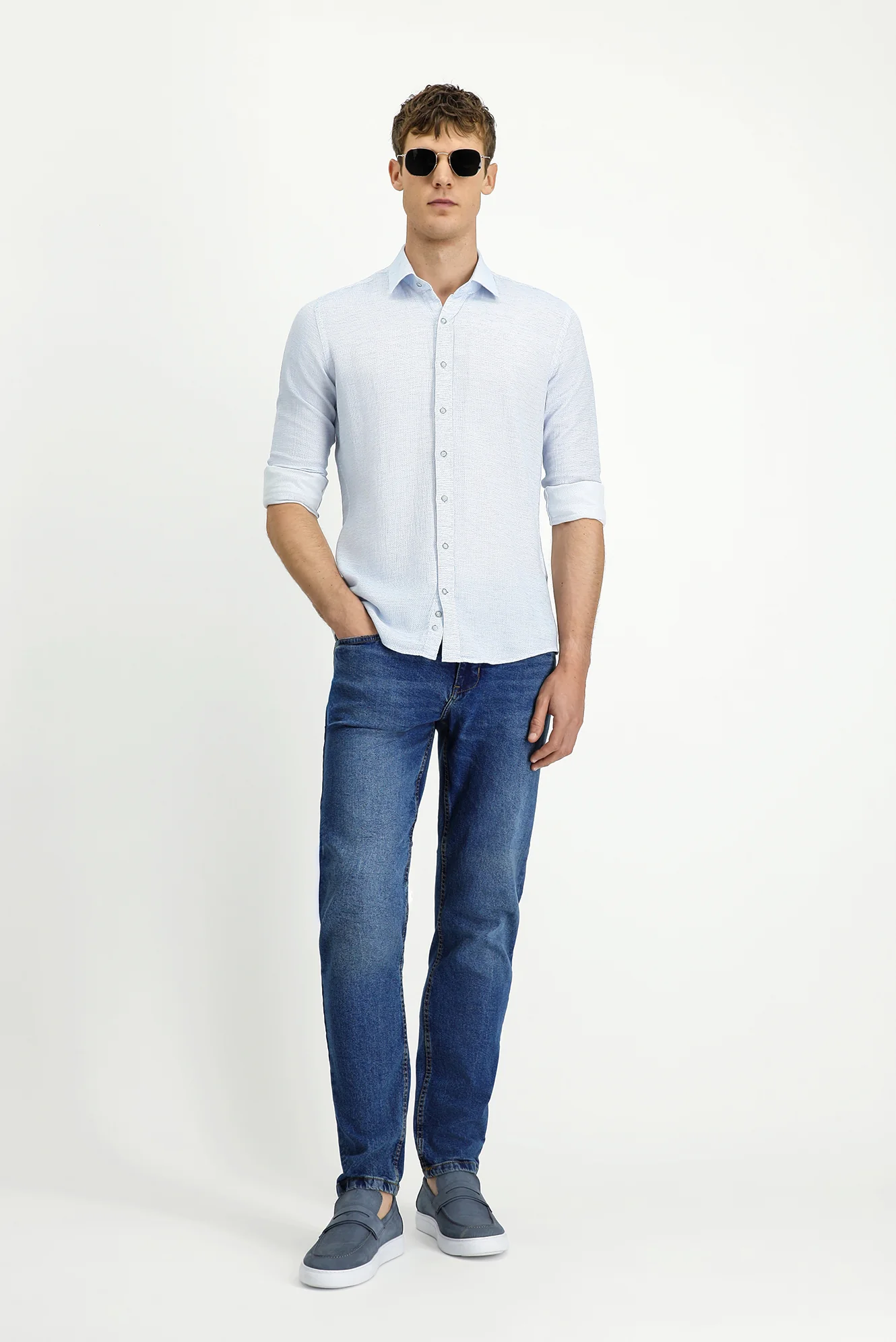 Açık Mavi Uzun Kol Slim Fit Dar Kesim Desenli Spor Pamuk Gömlek - Image 2