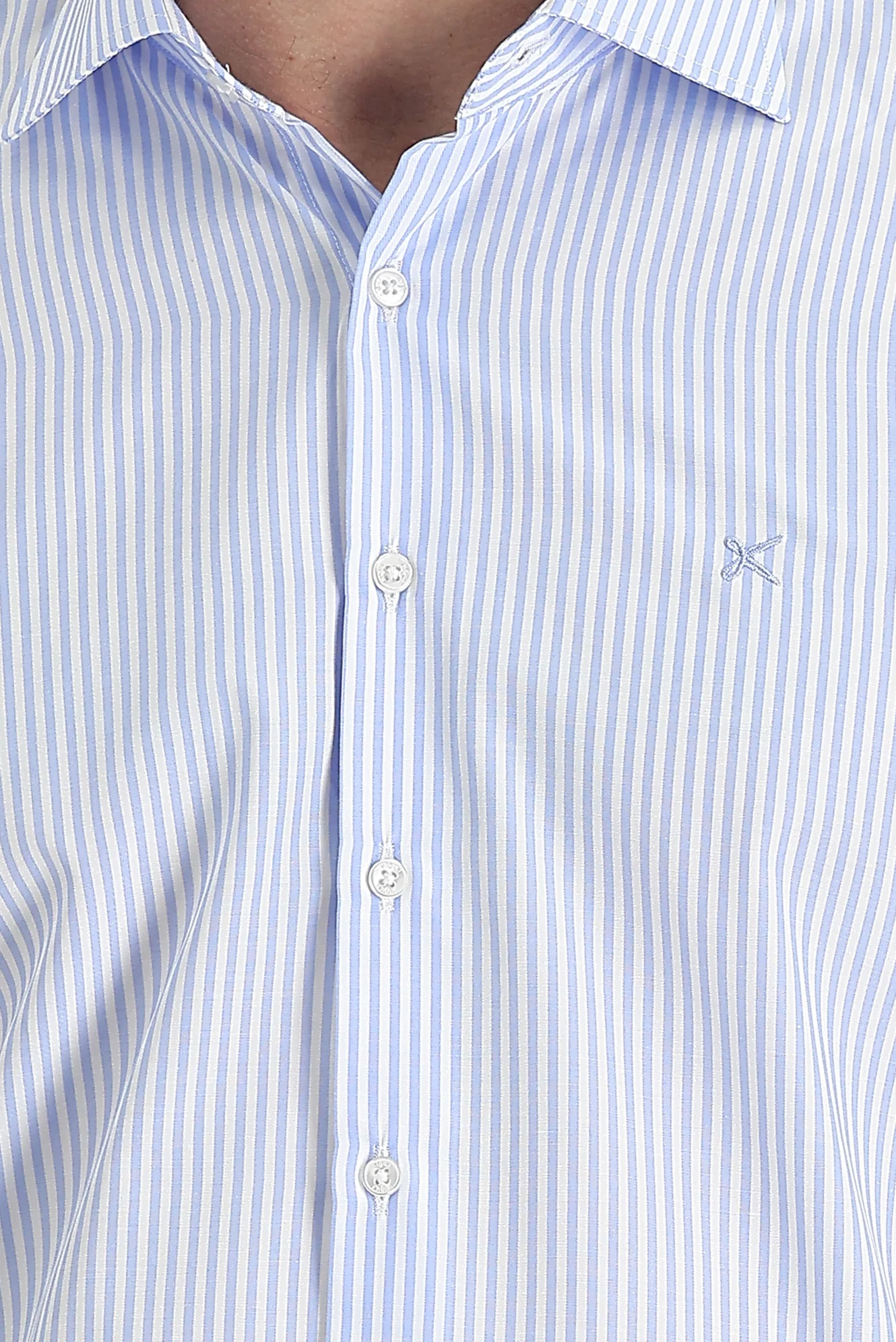 Açık Mavi Uzun Kol Slim Fit Dar Kesim Klasik Çizgili Gömlek - Image 3