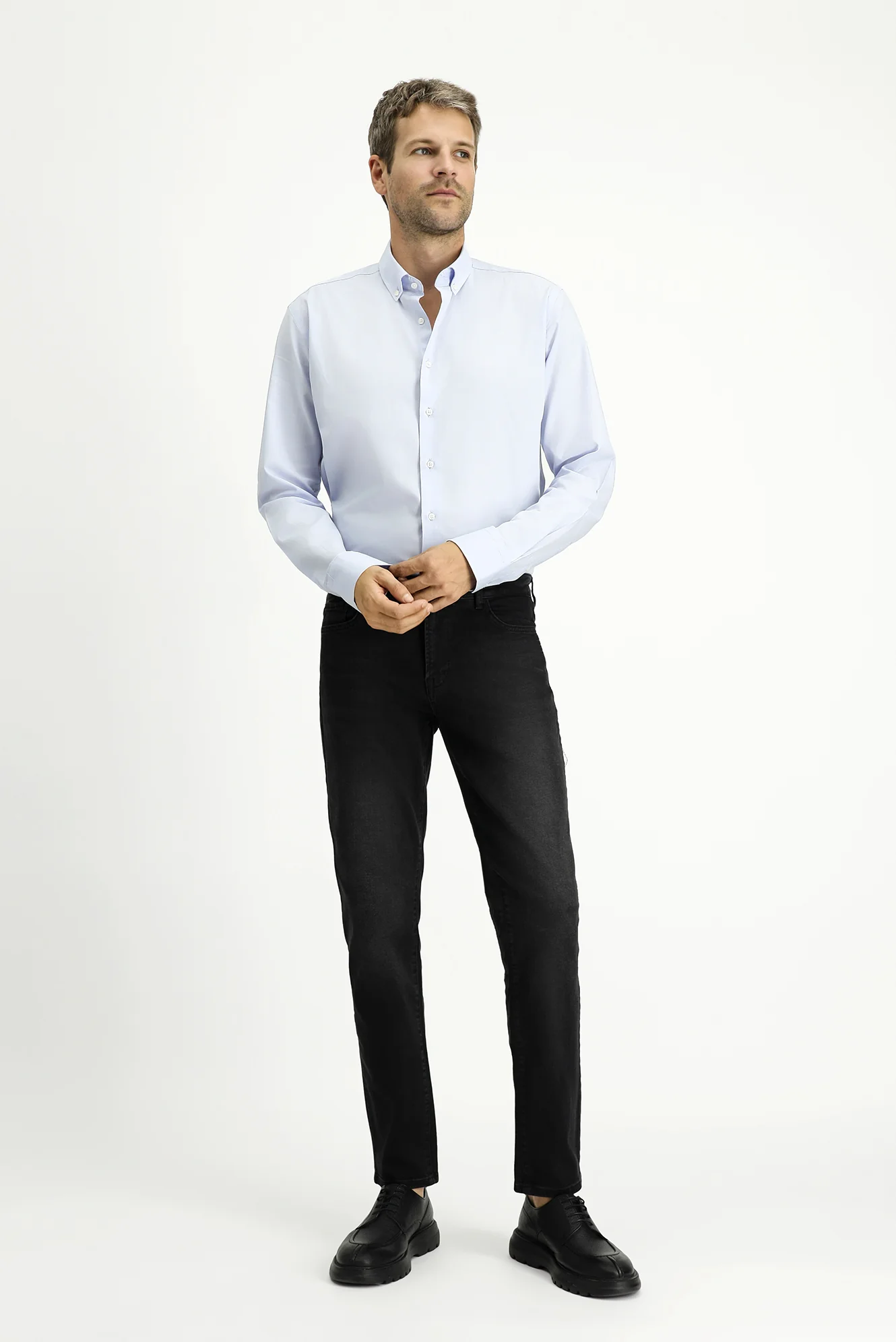 Açık Mavi Uzun Kol Slim Fit Dar Kesim Pamuk 4 Mevsim Oxford Gömlek - Image 2