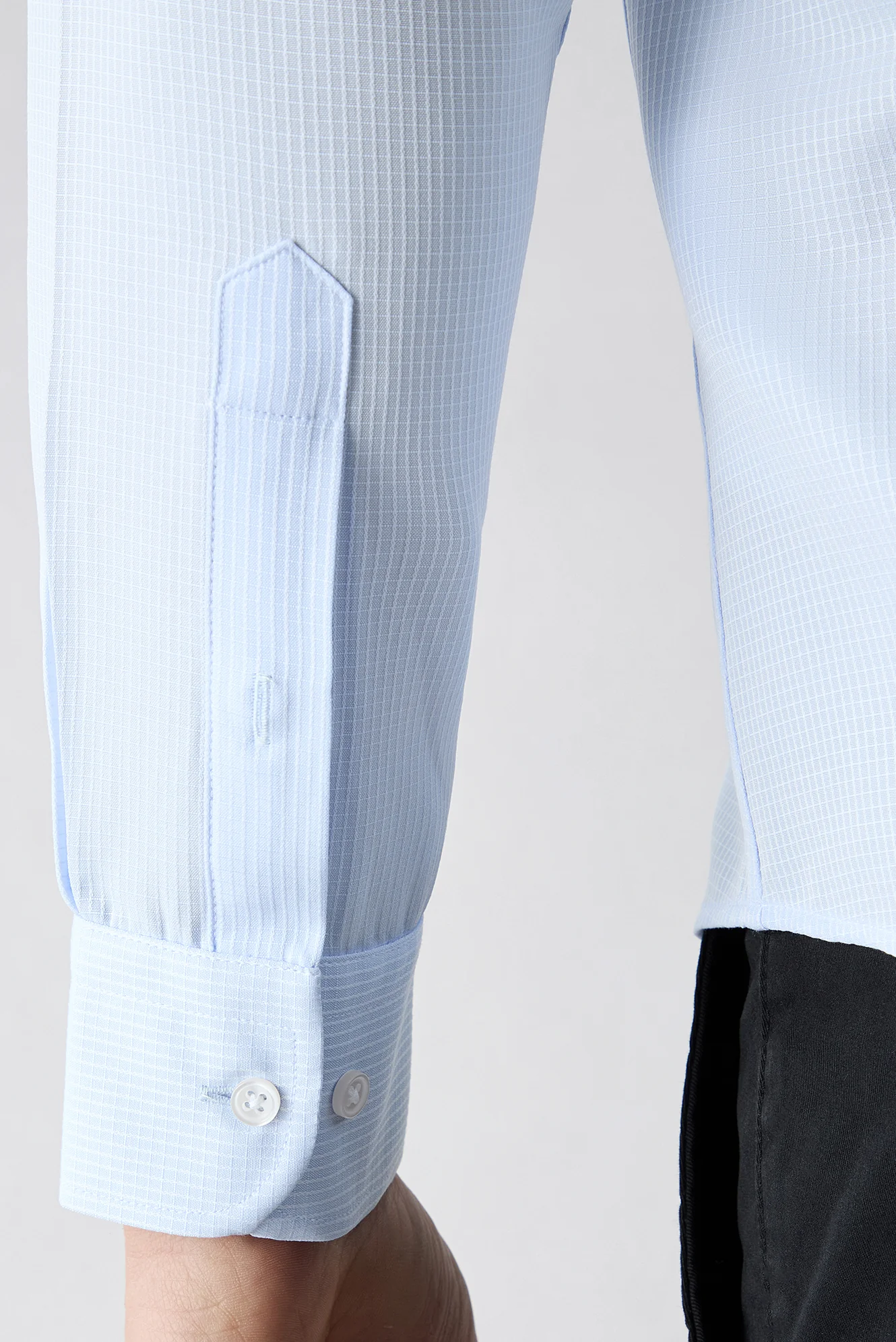 Açık Mavi Uzun Kol Slim Fit Klasik Desenli Pamuklu Kolay Ütülenebilir Gömlek - Image 5
