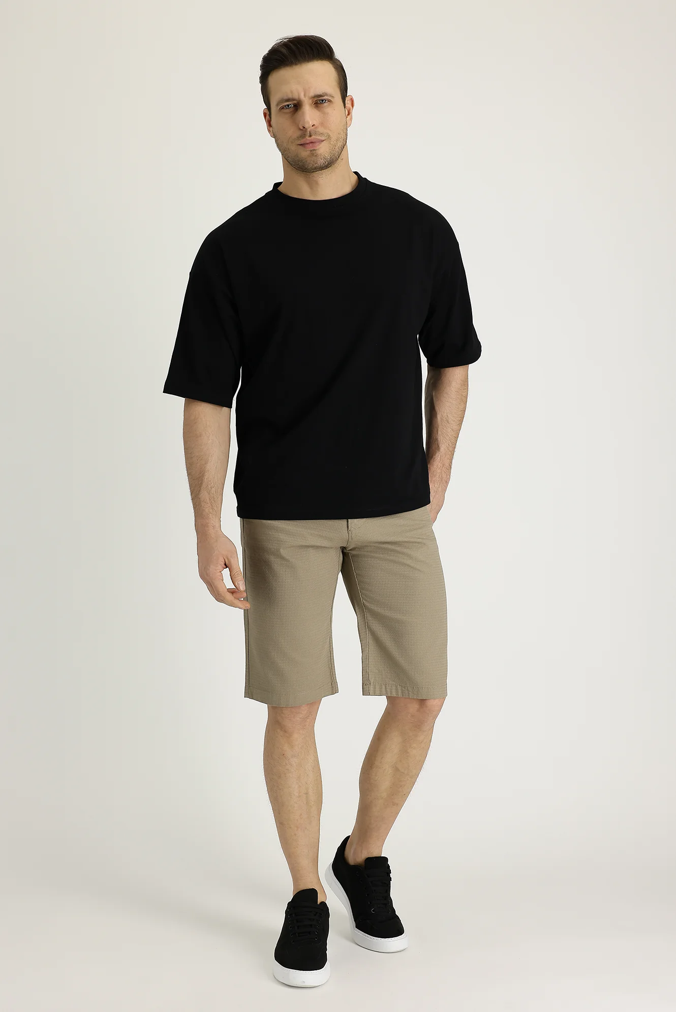 Açık Vizon Regular Fit Standart Kesim Bermuda Şort - Image 2