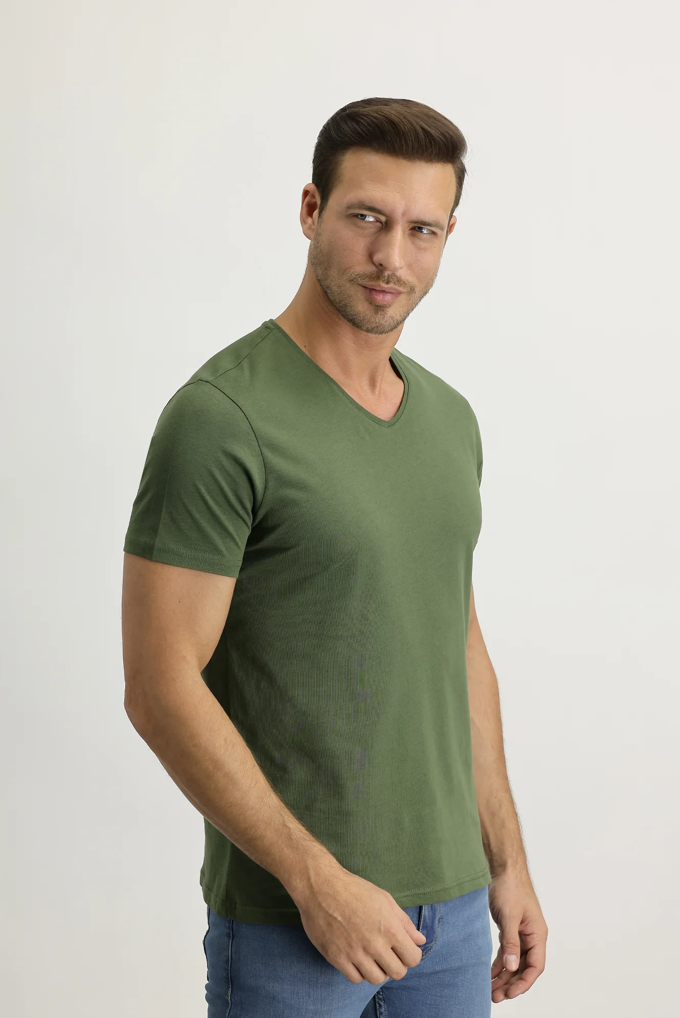 Asker Haki V Yaka Slim Fit Dar Kesim Pamuk Tişört