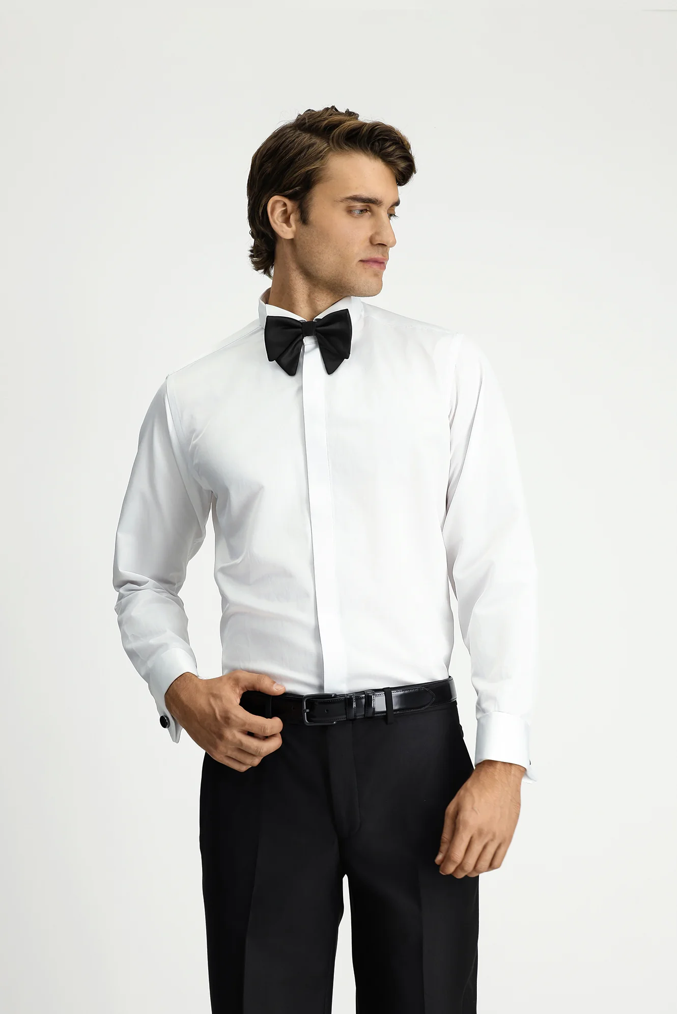 Beyaz Ata Yaka Slim Fit Dar Kesim Pamuk Gömlek