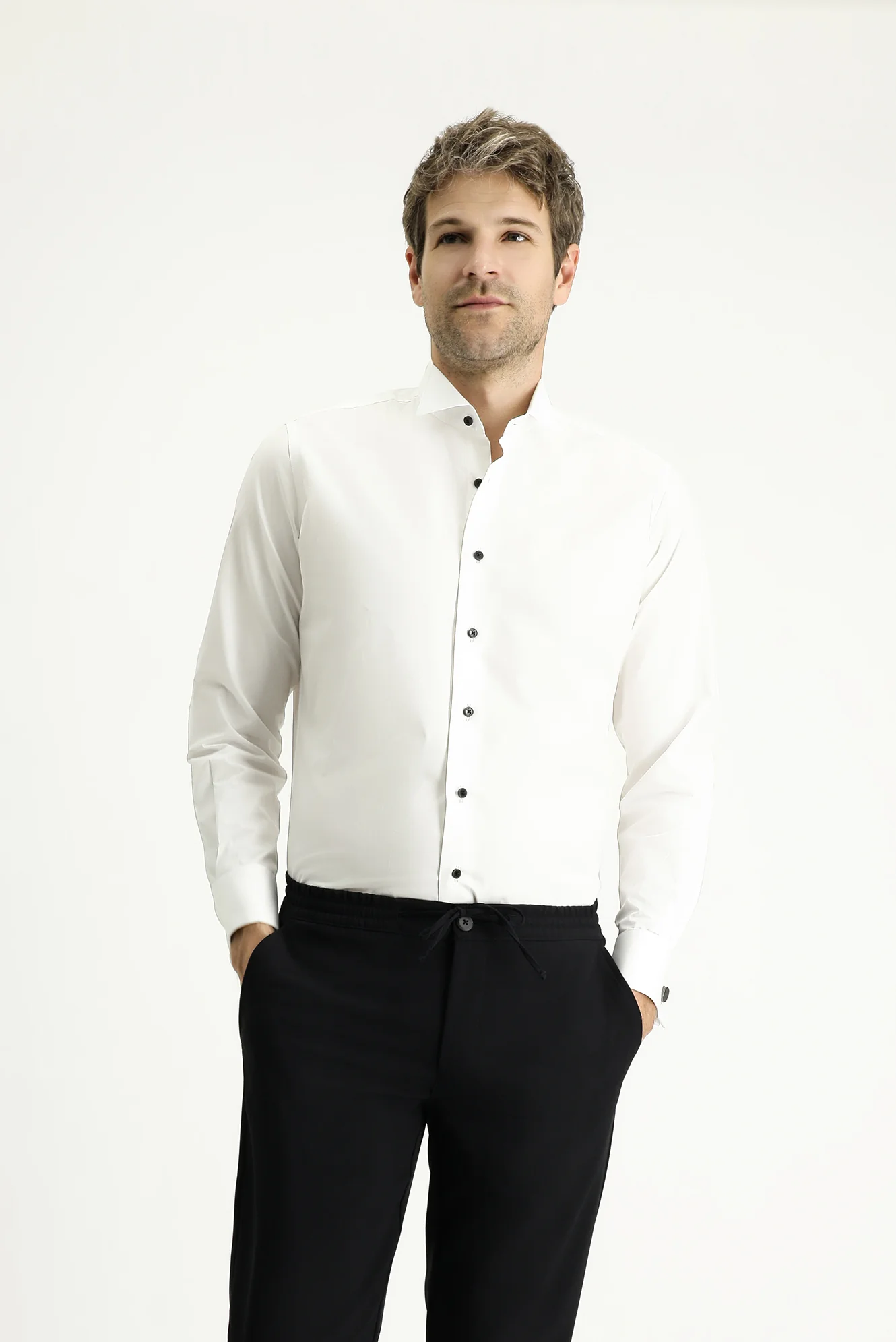 Beyaz Ata Yaka Slim Fit Dar Kesim Pamuk Gömlek