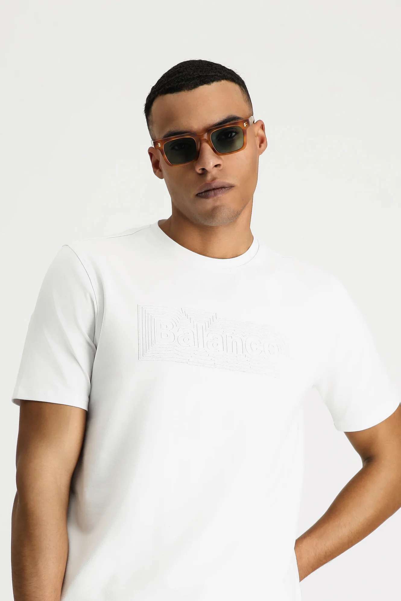 Beyaz Bisiklet Yaka Baskılı Slim Fit Dar Kesim Pamuklu Tişört