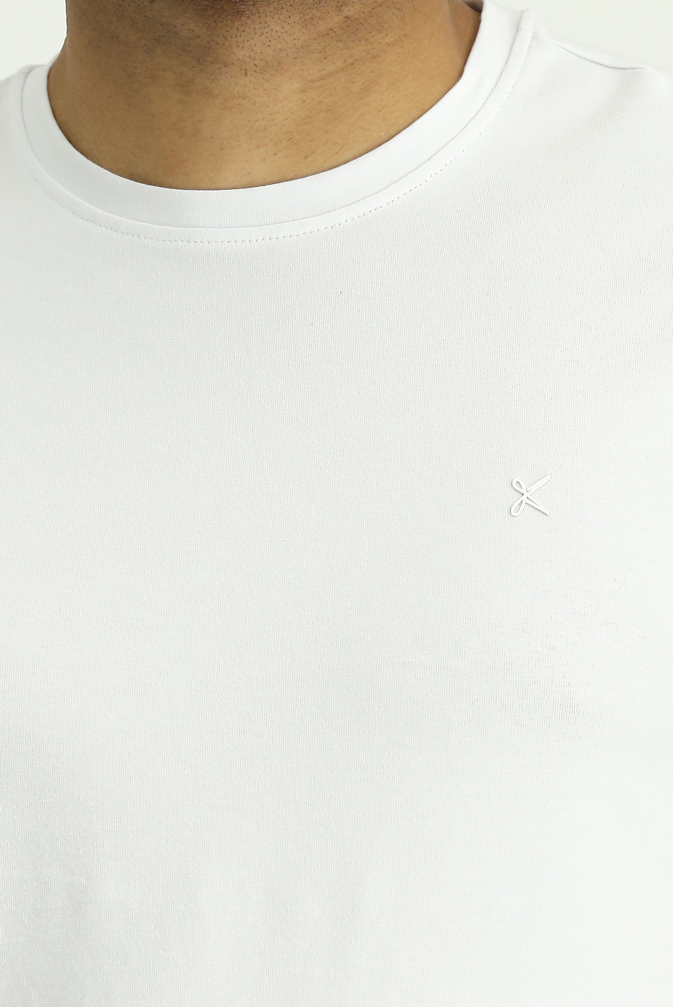 Beyaz Bisiklet Yaka Slim Fit Yumuşak Dokulu Pamuklu Likralı Esnek Tişört - Image 11