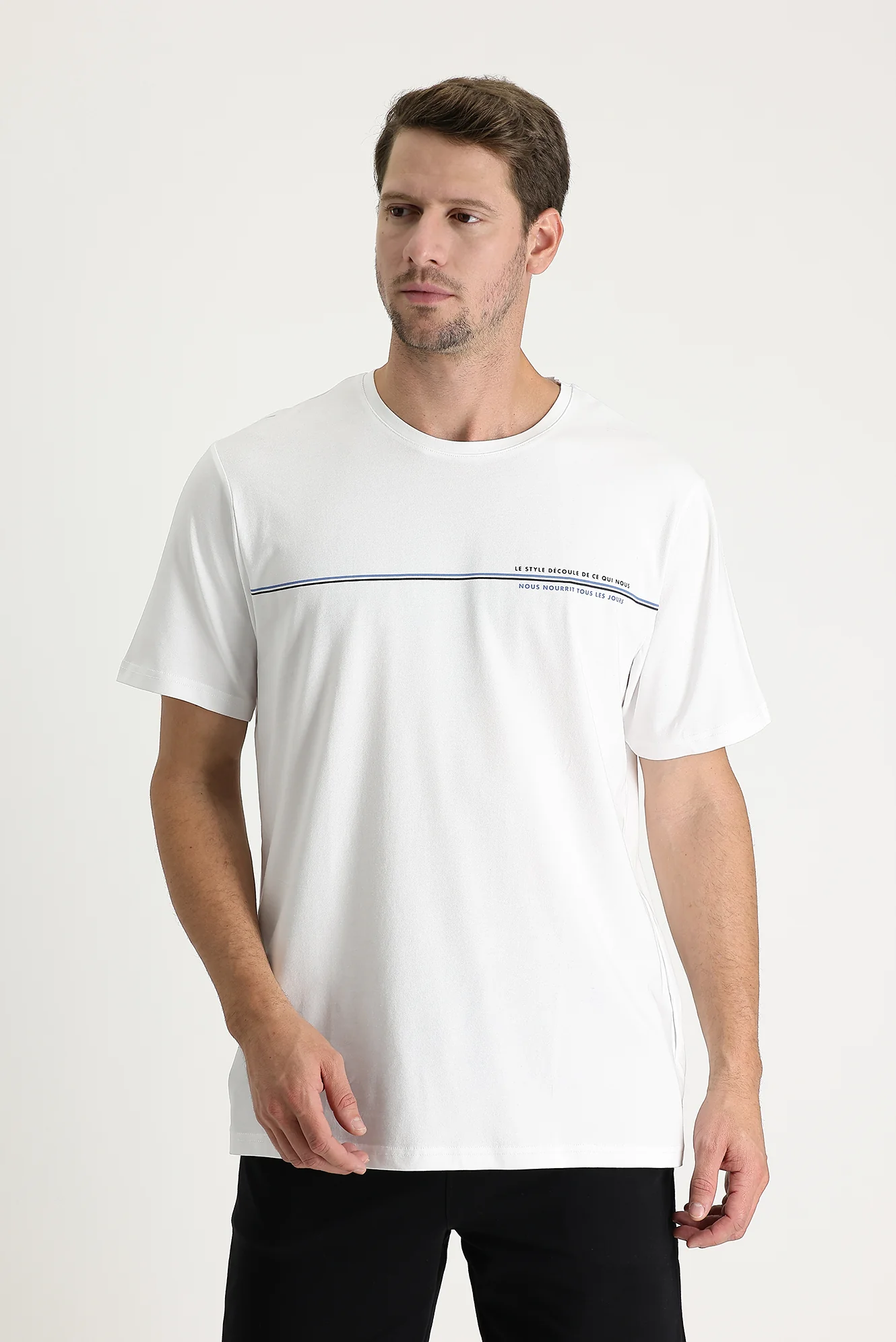 Beyaz Bisiklet Yaka Slim Fit Tişört - Image 2