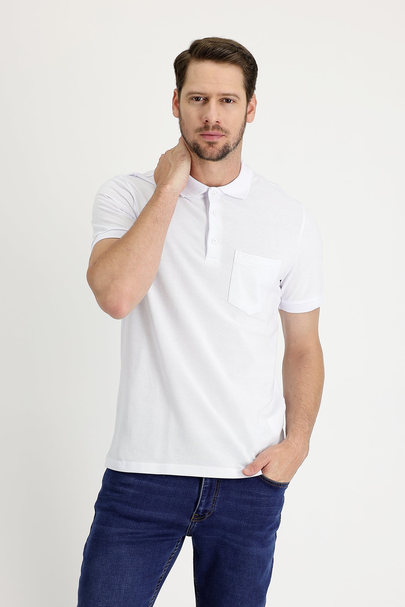 Beyaz Polo Yaka Regular Fit Nakışlı Pamuk Tişört