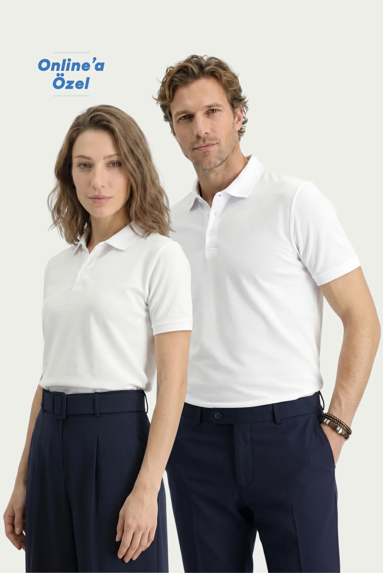 Beyaz Polo Yaka Regular Fit Nakışlı Pamuklu Tişört