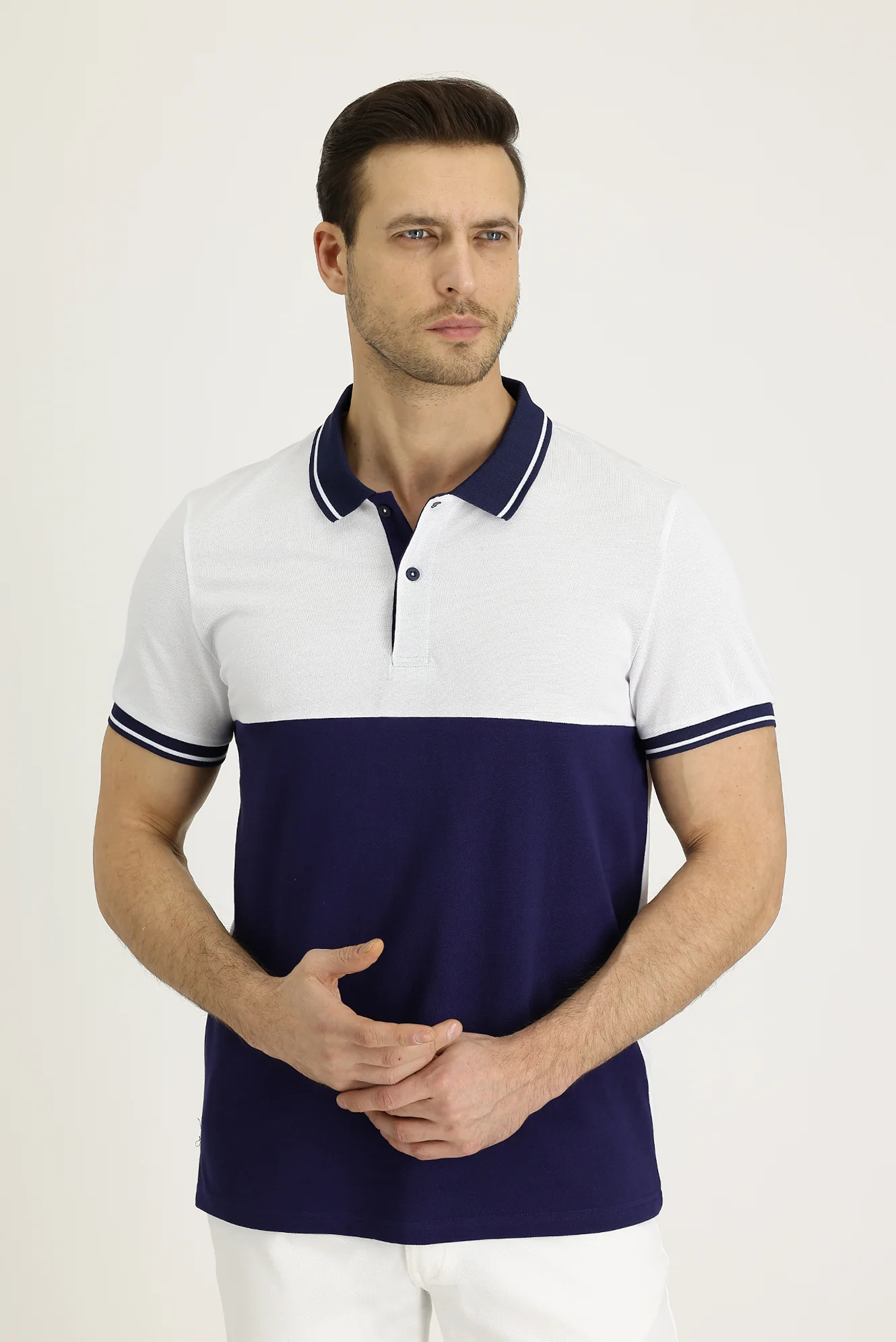 Beyaz Polo Yaka Slim Fit Dar Kesim Desenli Pamuk Tişört - Image 2