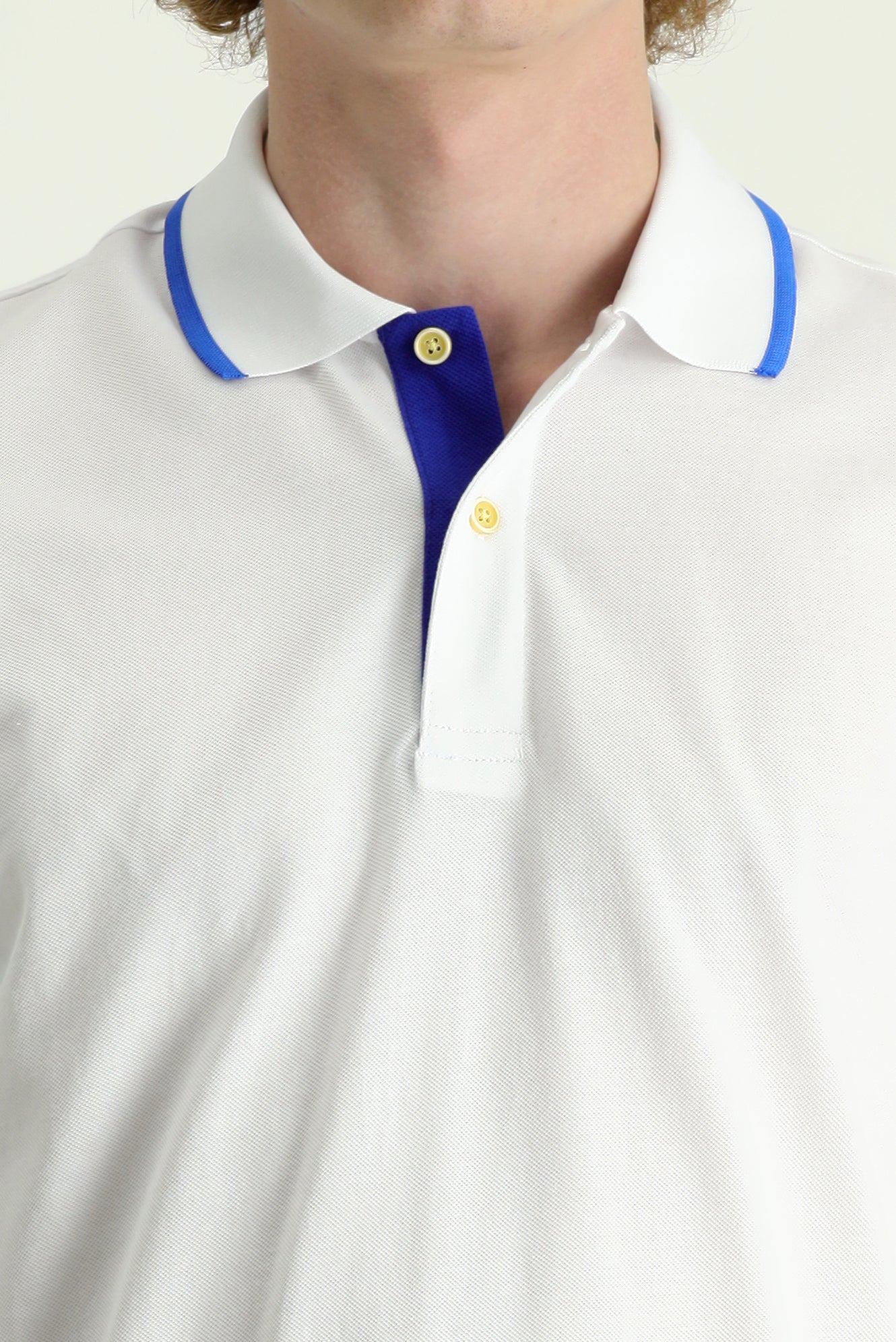 Beyaz Polo Yaka Slim Fit Dar Kesim Desenli Tişört - Image 5