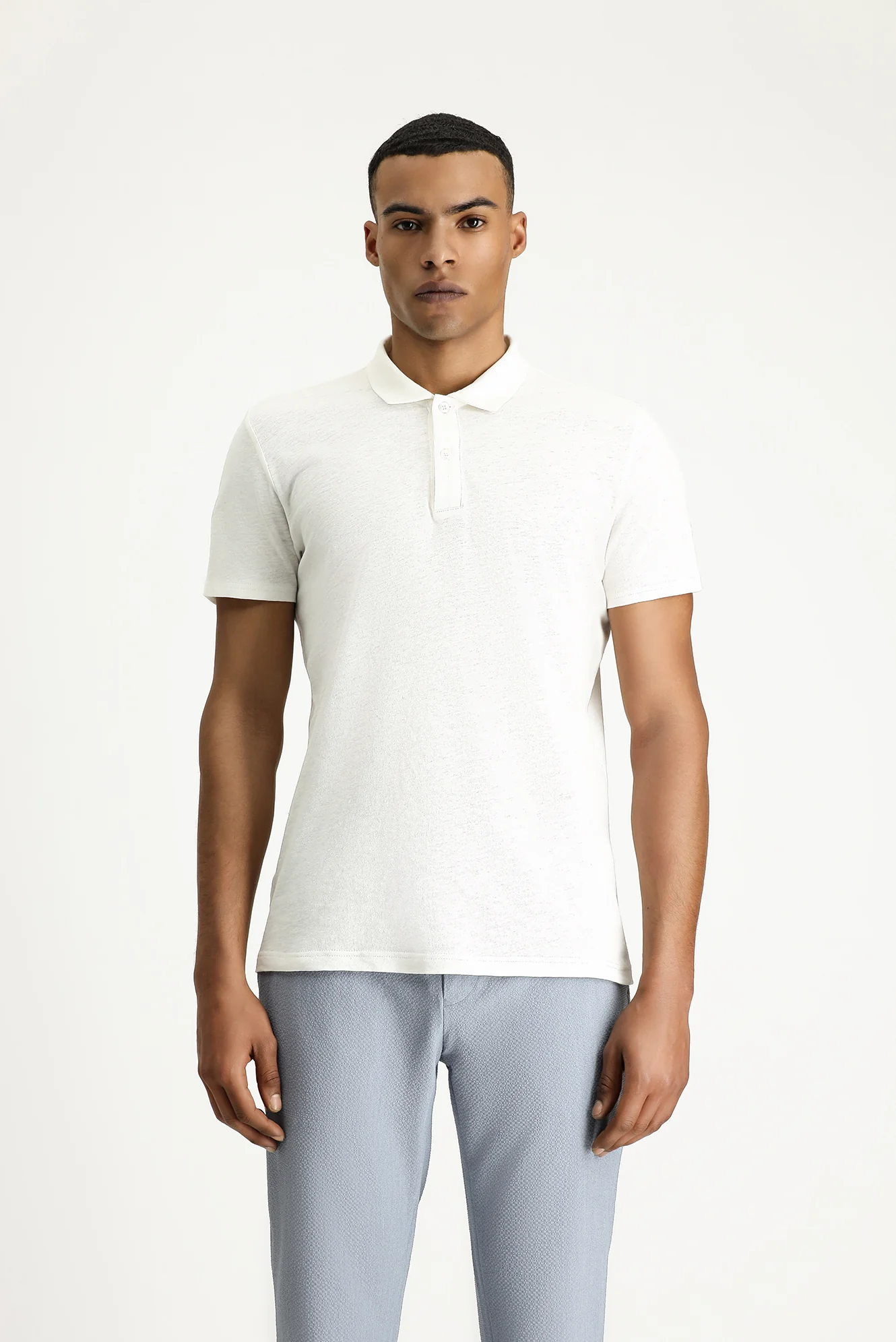 Beyaz Polo Yaka Slim Fit Dar Kesim Keten Karışımlı Tişört - Image 2