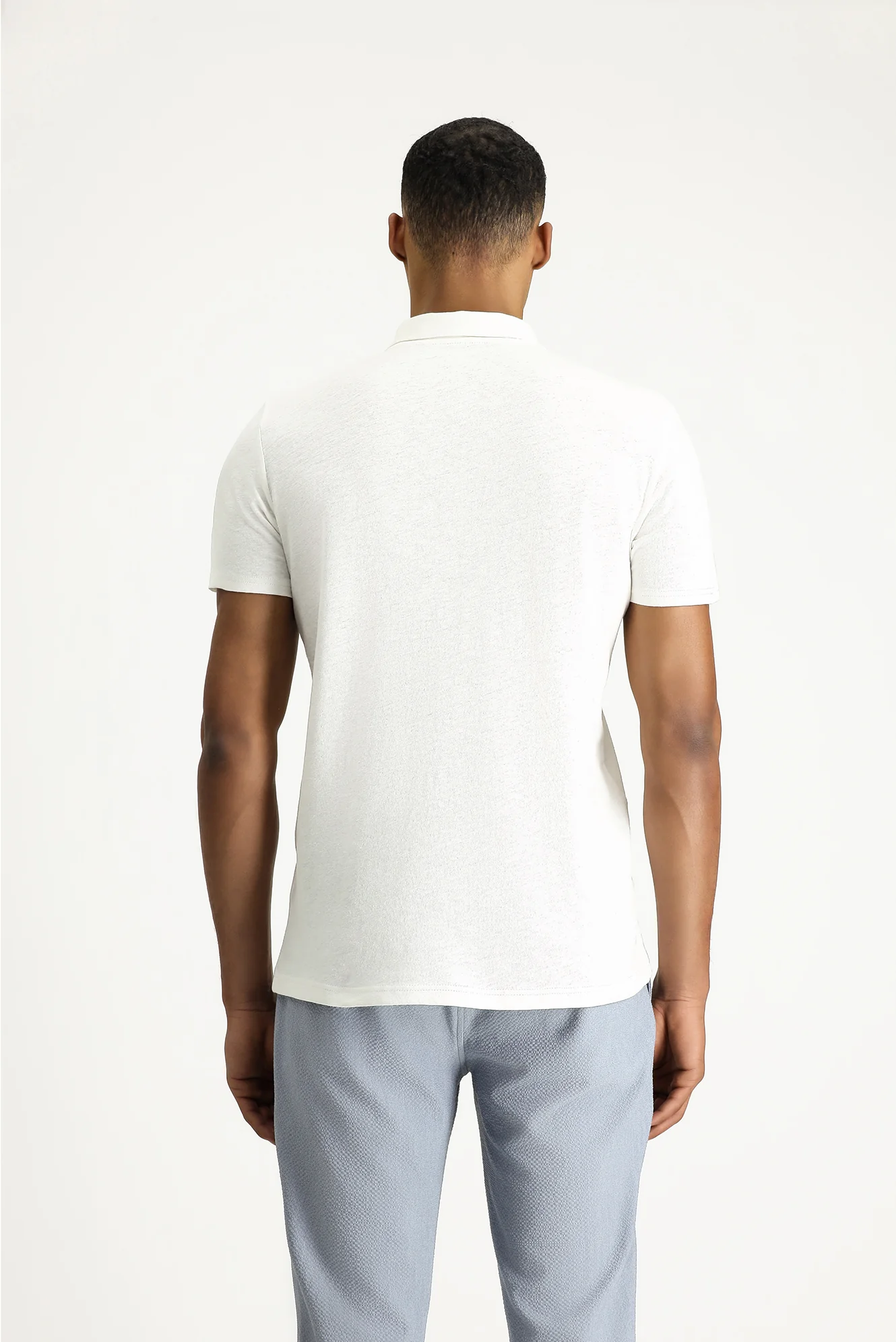 Beyaz Polo Yaka Slim Fit Dar Kesim Keten Karışımlı Tişört - Image 3