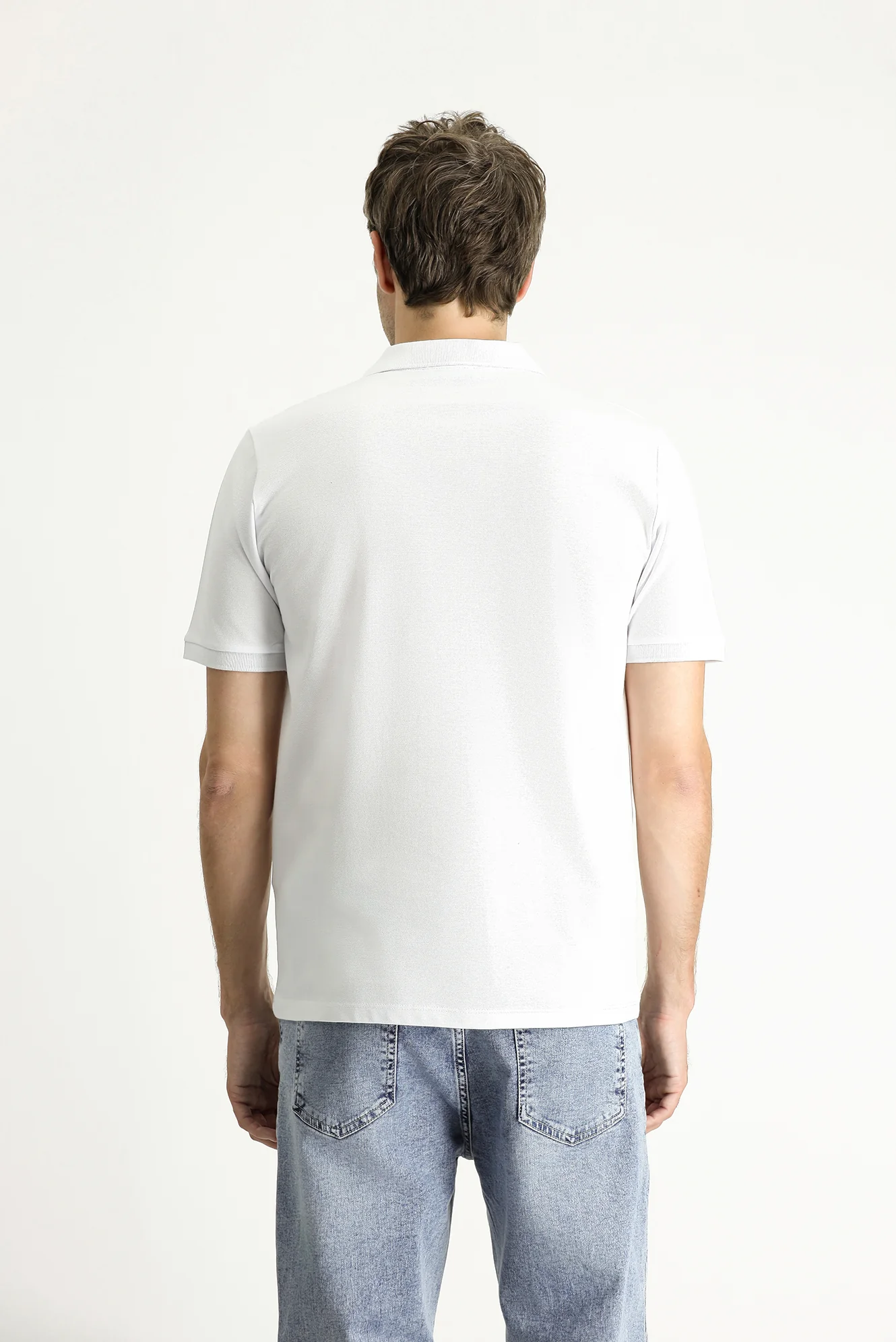 Beyaz Regular Fit Nakışlı Pamuk Polo Yaka Tişört - Image 4