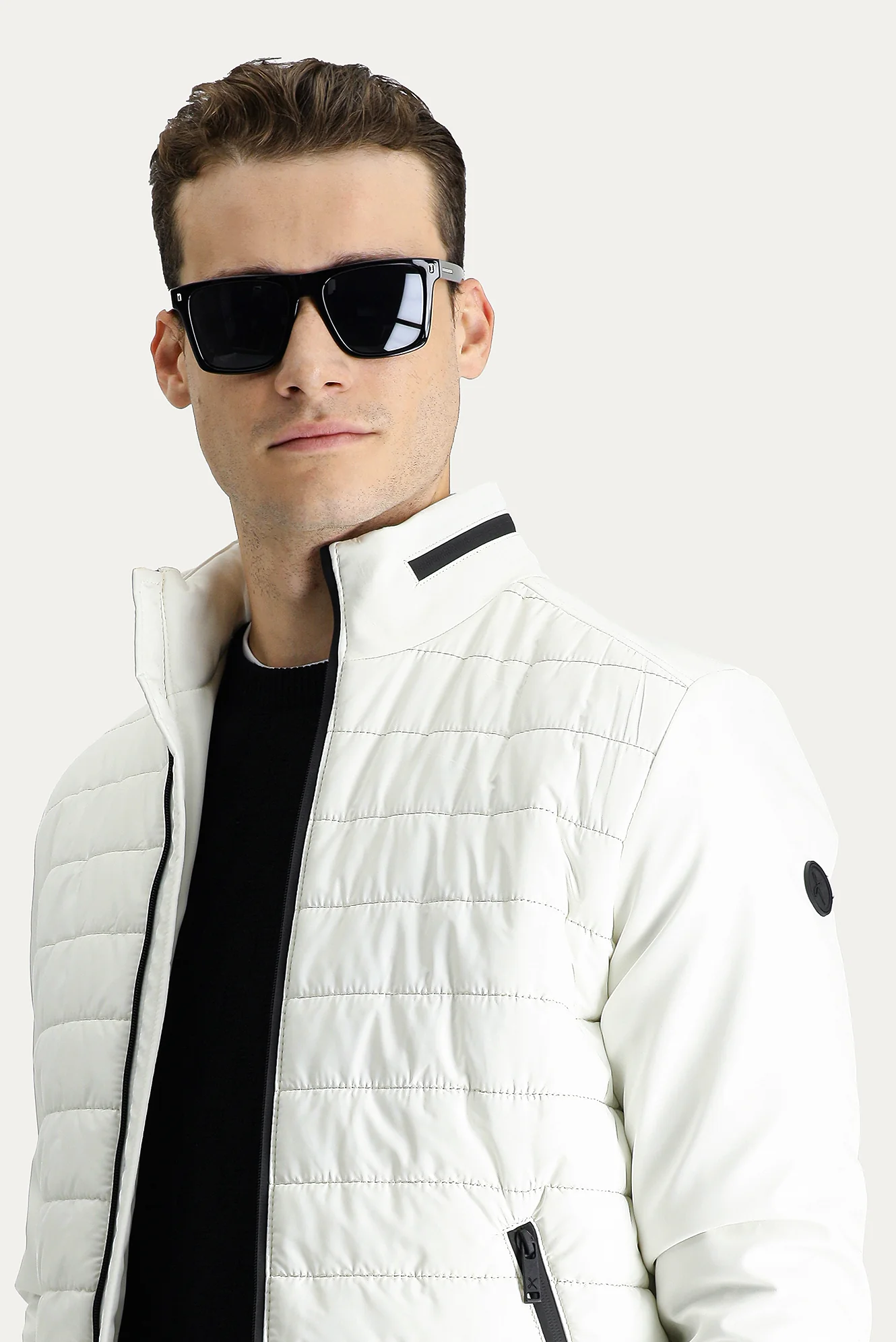 Beyaz Slim Fit Dar Kesim Kapitone Spor Mont - Image 3