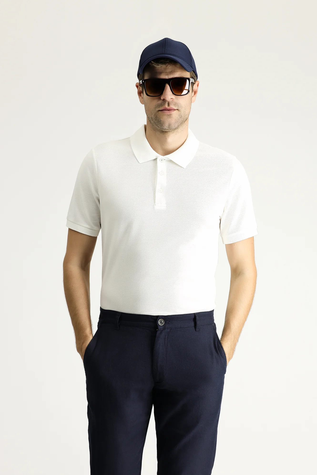 Beyaz Slim Fit Dar Kesim Nakışlı Pamuk Polo Yaka Tişört