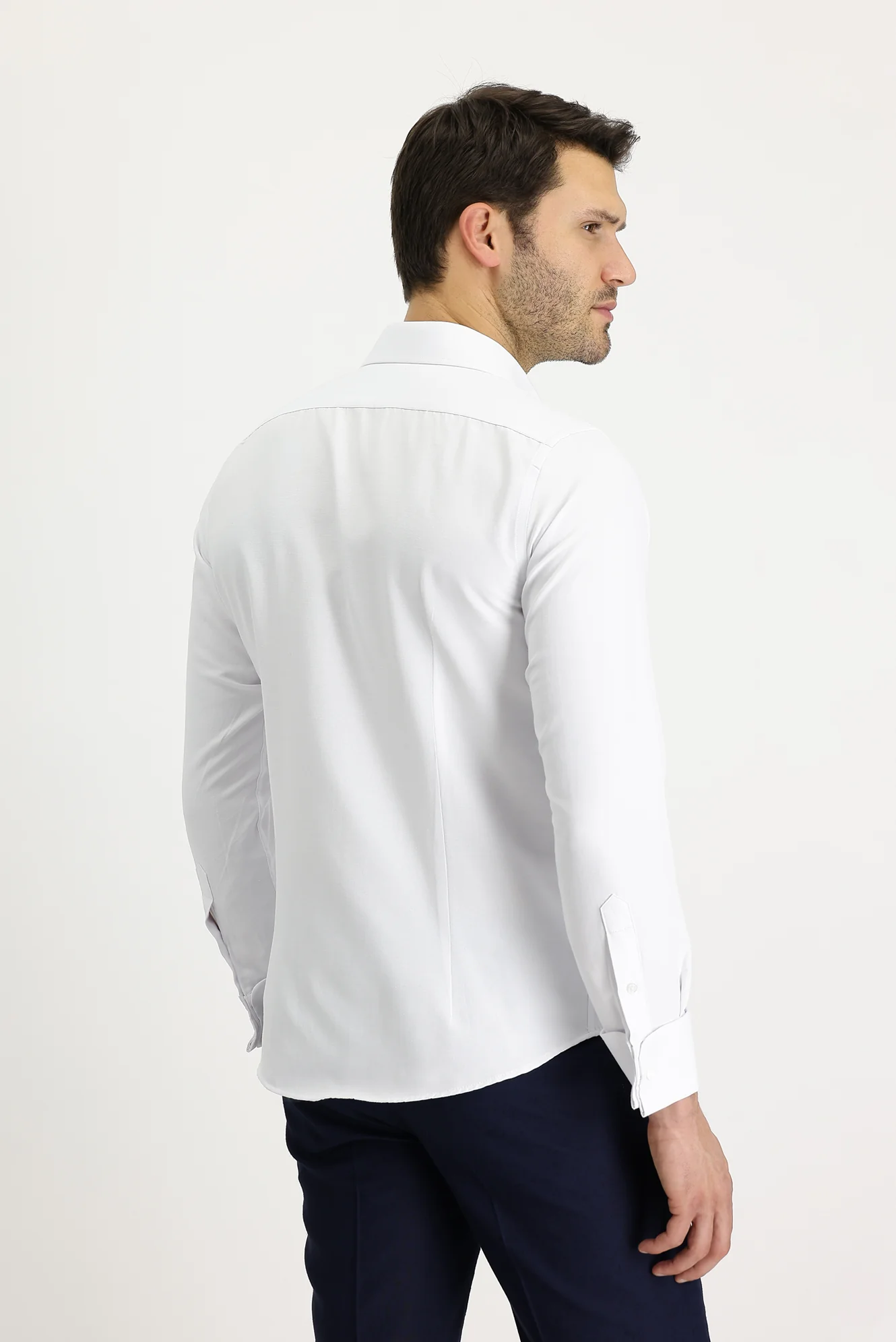Beyaz Uzun Kol Slim Fit Dar Kesim Katlı Manşet Klasik Pamuklu Kolay Ütülenebilir Gömlek - Image 3