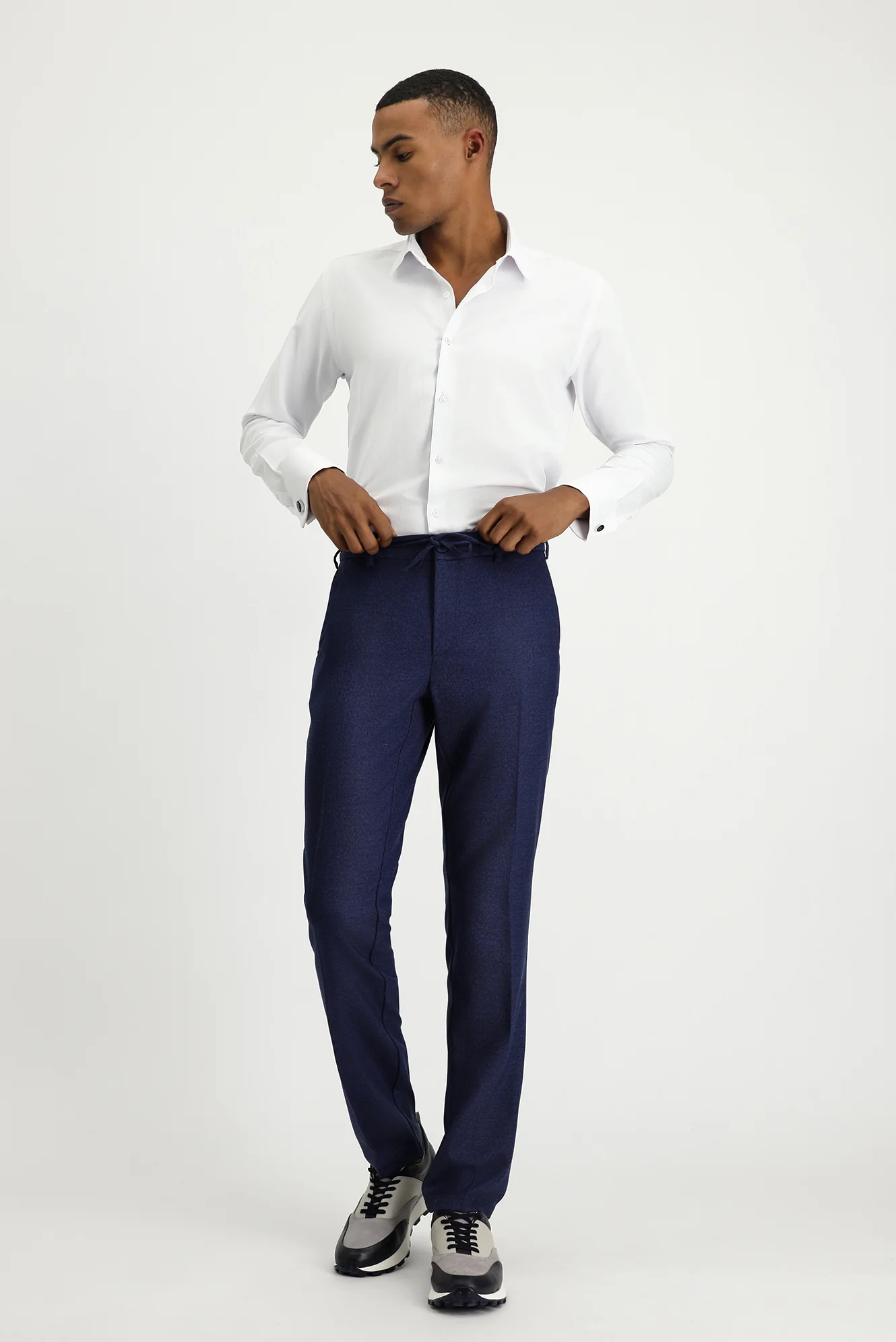 Beyaz Uzun Kol Slim Fit Dar Kesim Klasik Desenli Manşetli Pamuklu Gömlek - Image 2