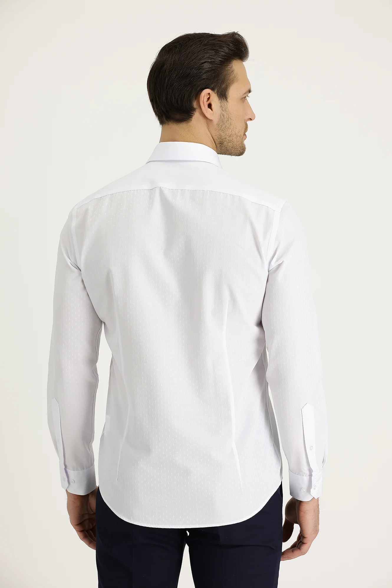 Beyaz Uzun Kol Slim Fit Dar Kesim Klasik Desenli Pamuklu Kolay Ütülenebilir Gömlek - Image 3
