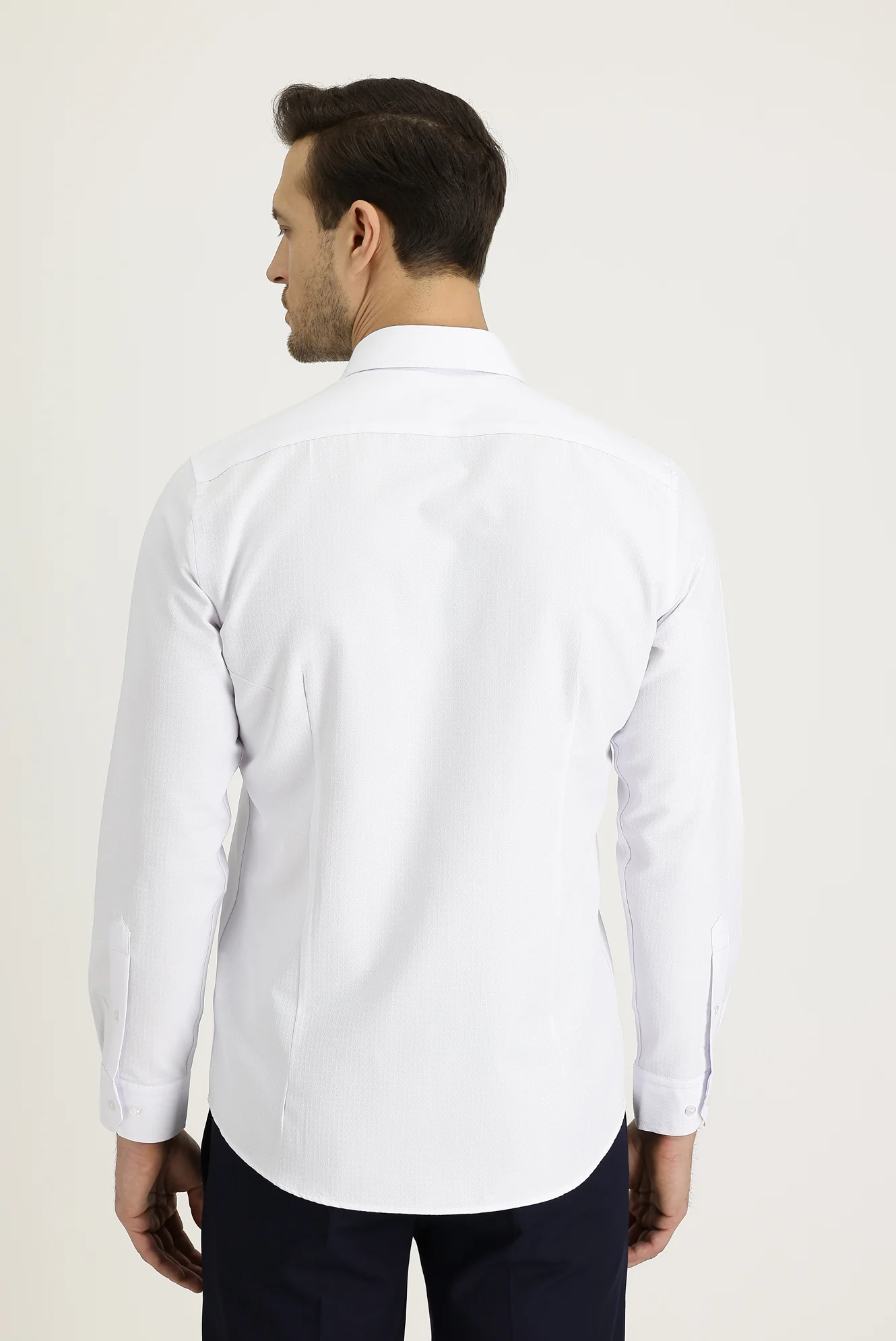 Beyaz Uzun Kol Slim Fit Dar Kesim Klasik Desenli Pamuklu Kolay Ütülenebilir Gömlek - Image 4