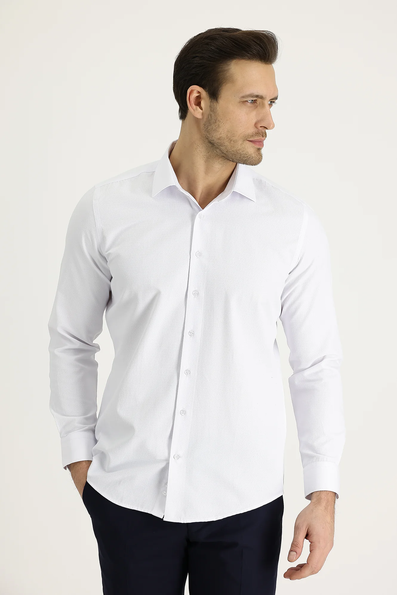 Beyaz Uzun Kol Slim Fit Dar Kesim Klasik Desenli Pamuklu Gömlek - Image 2