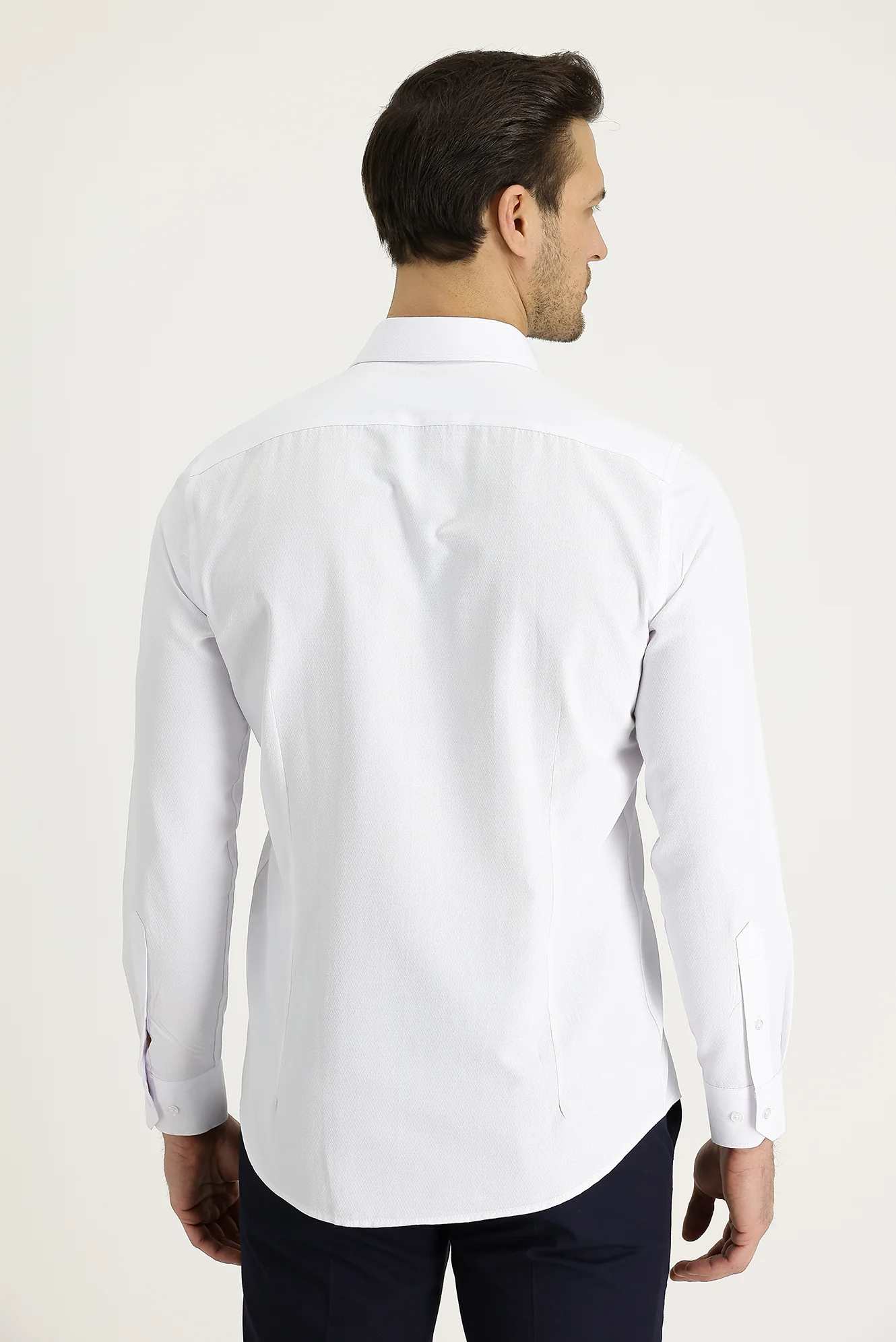 Beyaz Uzun Kol Slim Fit Dar Kesim Klasik Desenli Pamuklu Gömlek - Image 3