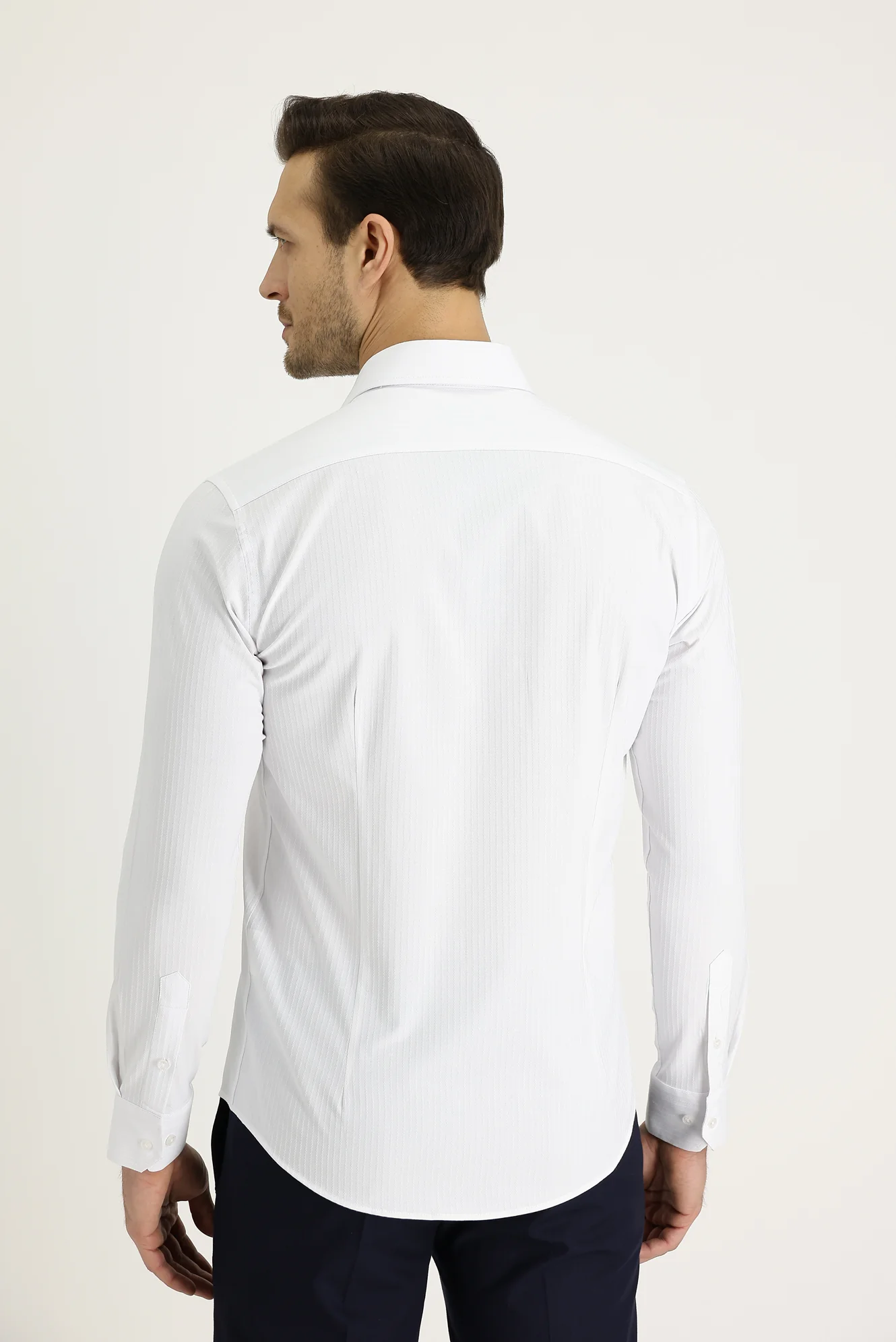 Beyaz Uzun Kol Slim Fit Dar Kesim Klasik Desenli Pamuklu Kolay Ütülenebilir Gömlek - Image 5