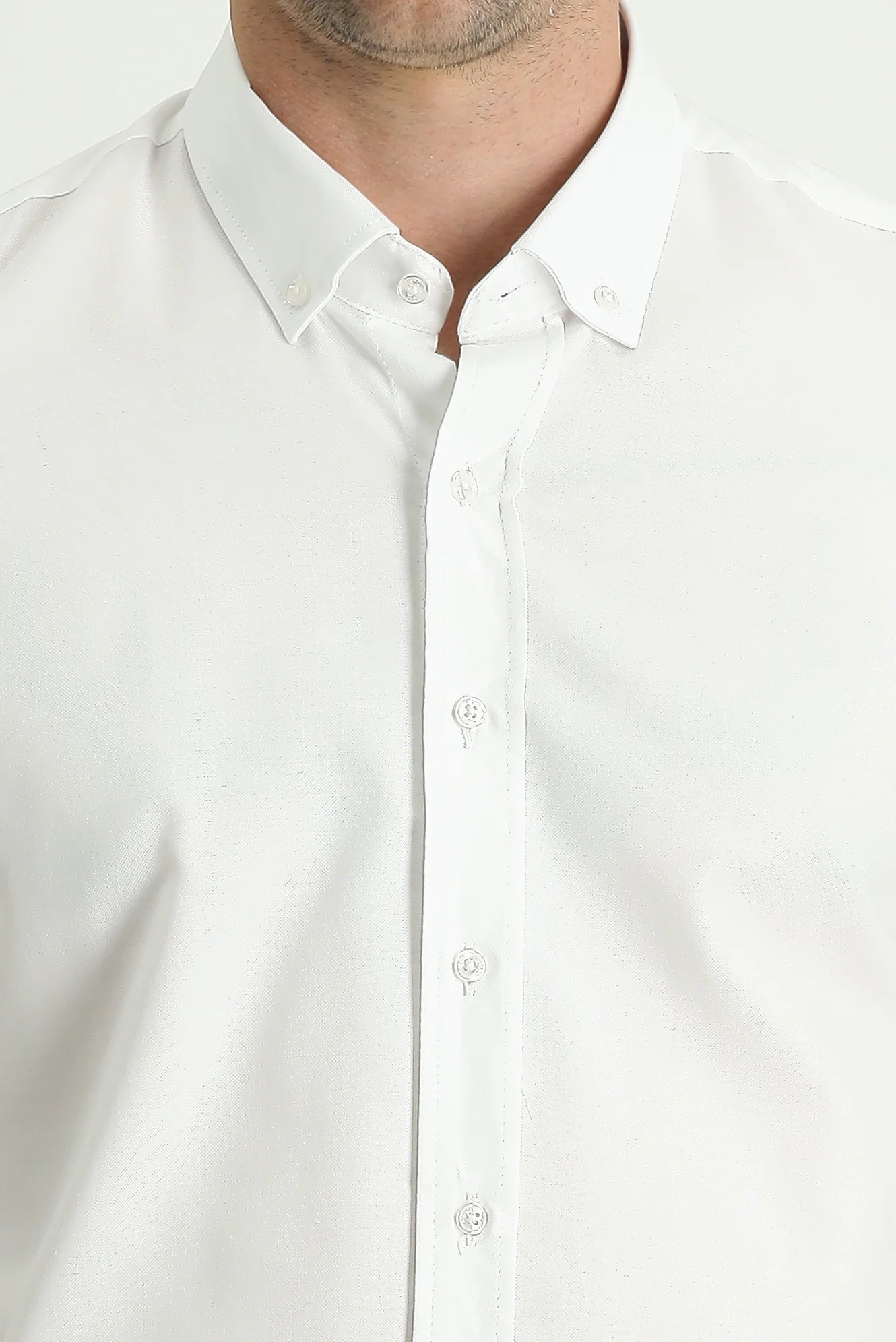 Beyaz Uzun Kol Slim Fit Dar Kesim Oxford Pamuk Düğmeli Yaka Gömlek - Image 4