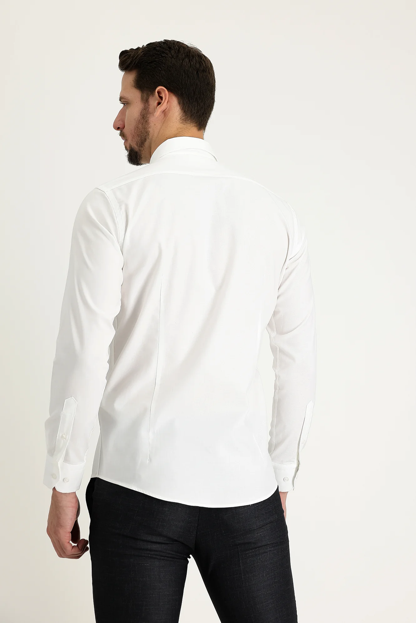 Beyaz Uzun Kol Slim Fit Dar Kesim Oxford Pamuk Düğmeli Yaka Gömlek - Image 3