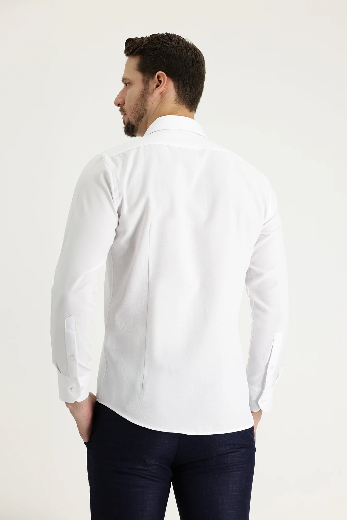Beyaz Uzun Kol Slim Fit Dar Kesim Pamuklu Kolay Ütülenebilir Gömlek - Image 3