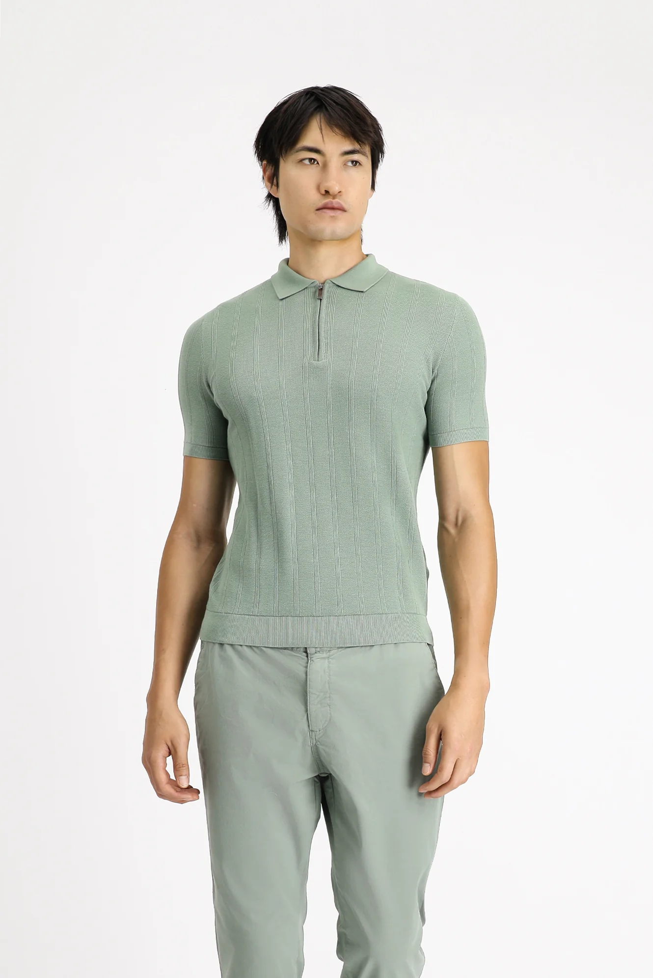 Çağla Yeşili Polo Yaka Regular Fit Fermuarlı Desenli Pamuklu Tişört - Image 3