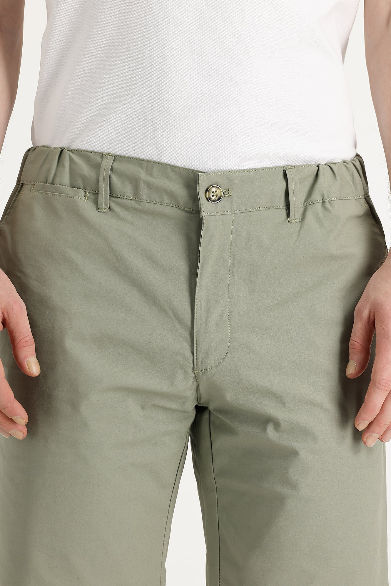 Çağla Yeşili Slim Fit Dar Kesim Bermuda Şort - Image 2
