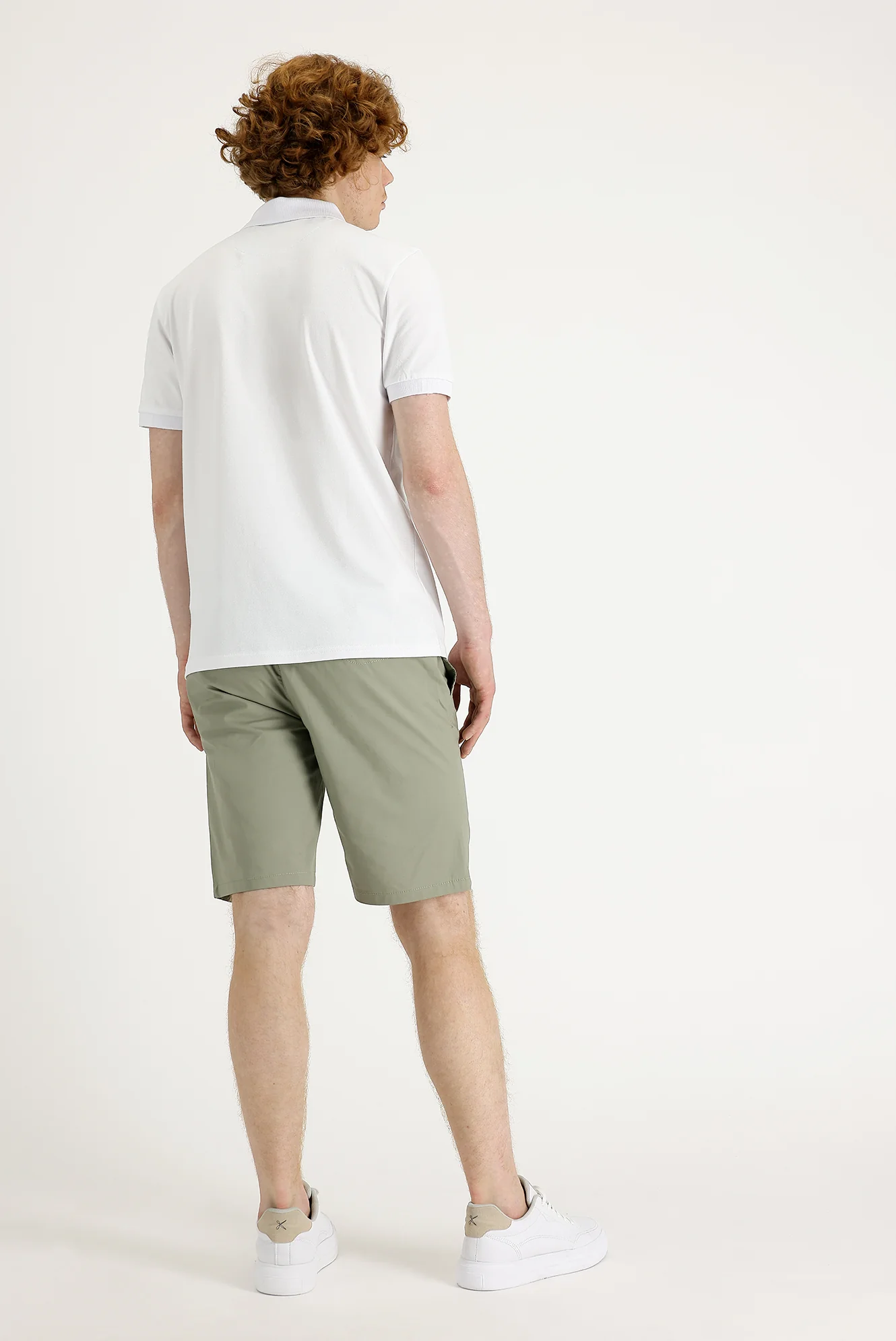 Çağla Yeşili Slim Fit Dar Kesim Bermuda Şort - Image 3