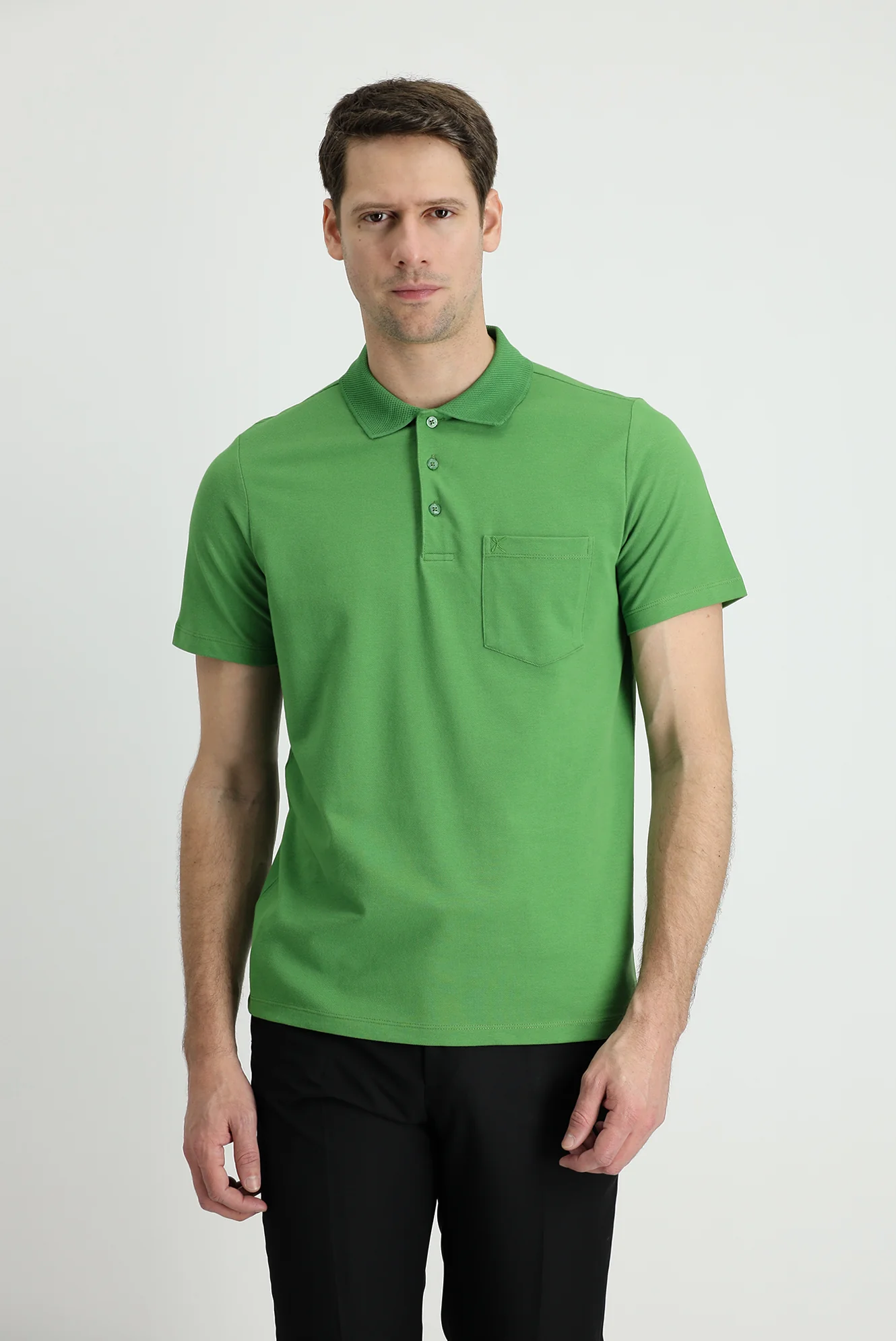 Çimen Yeşili Polo Yaka Regular Fit Nakışlı Pamuk Tişört