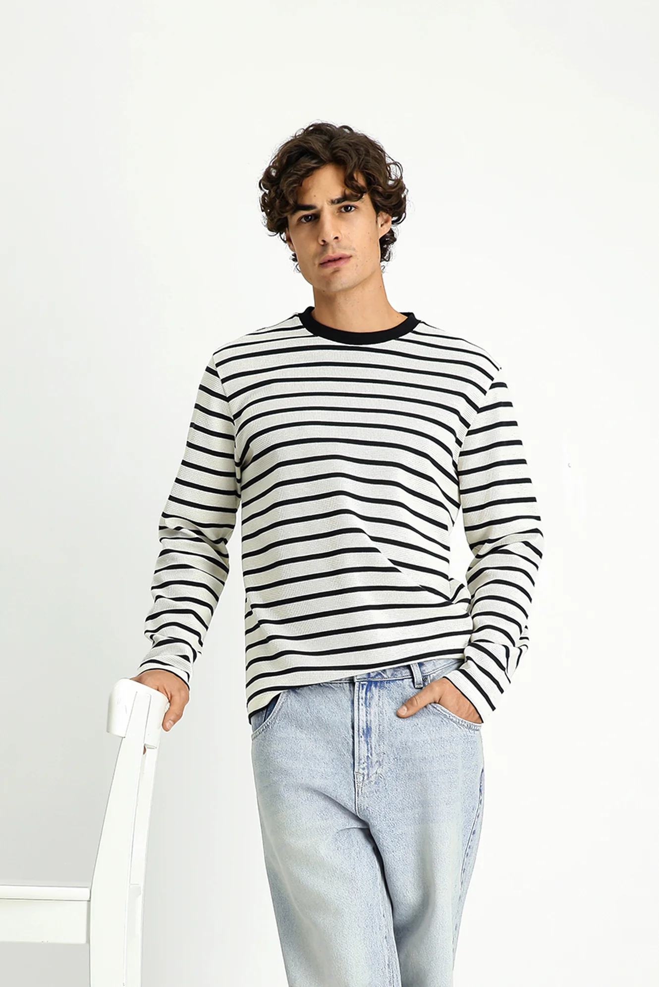 Ekru Bisiklet Yaka Regular Fit Çizgili Sweatshirt